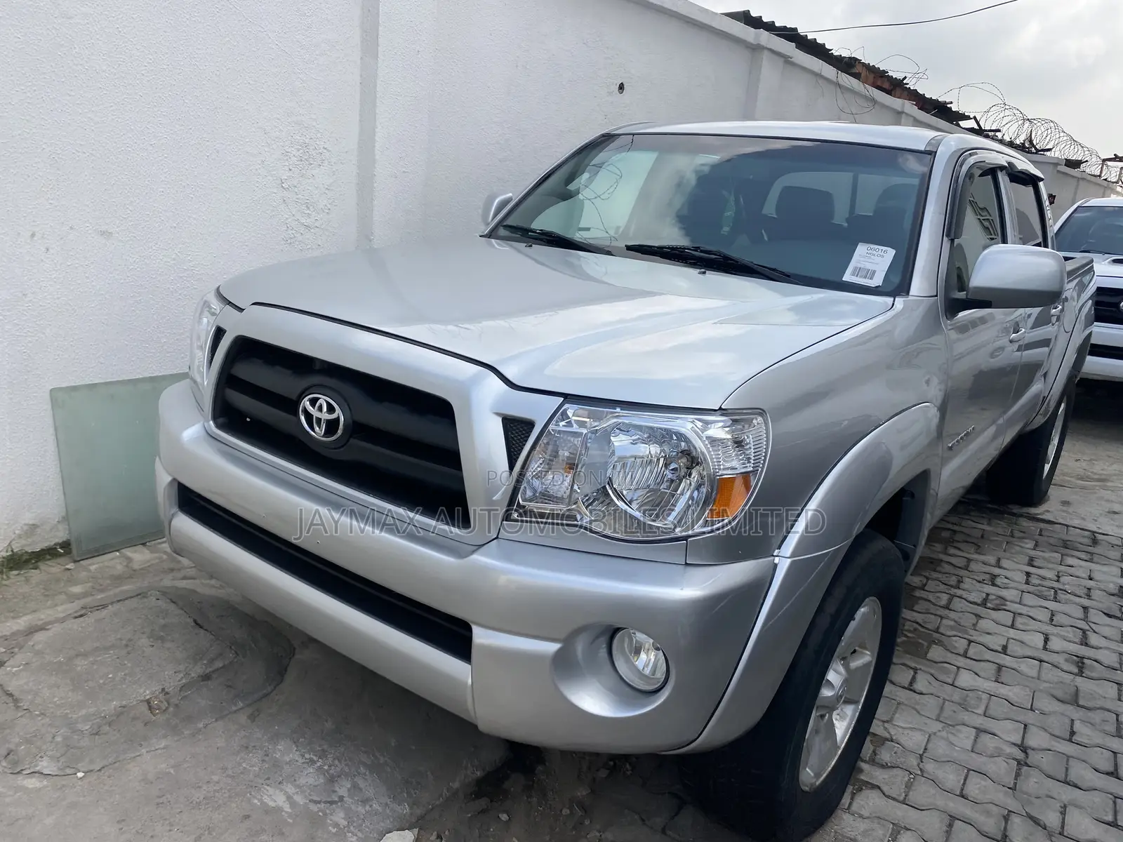 Toyota Tacoma 2010 Silver