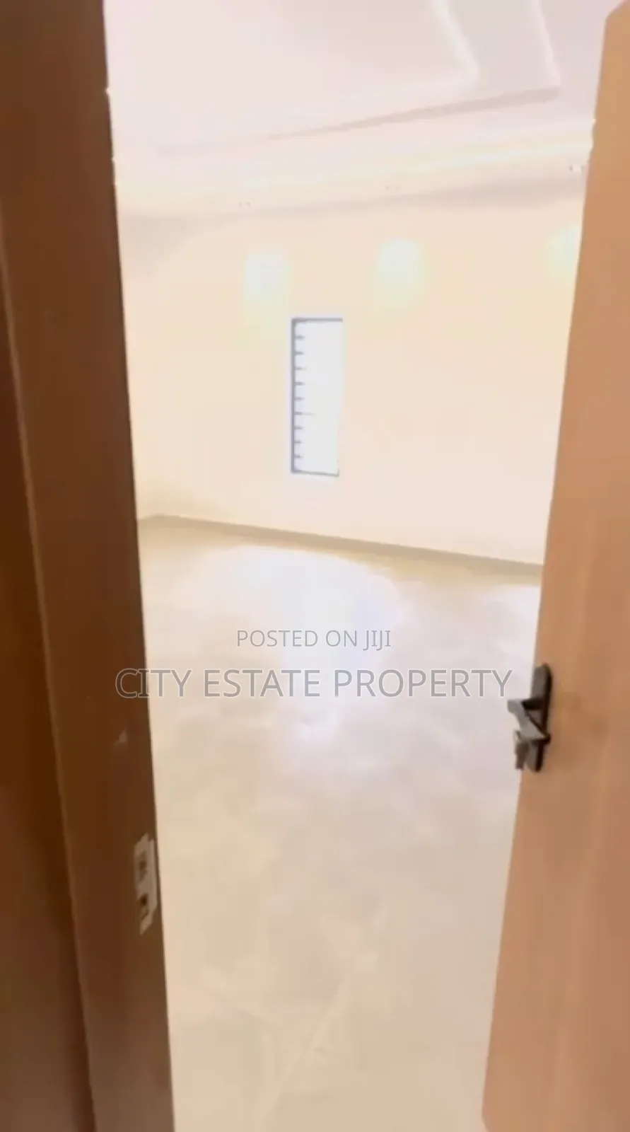 2bdrm Block of Flats in City Estate, Mabushi for rent