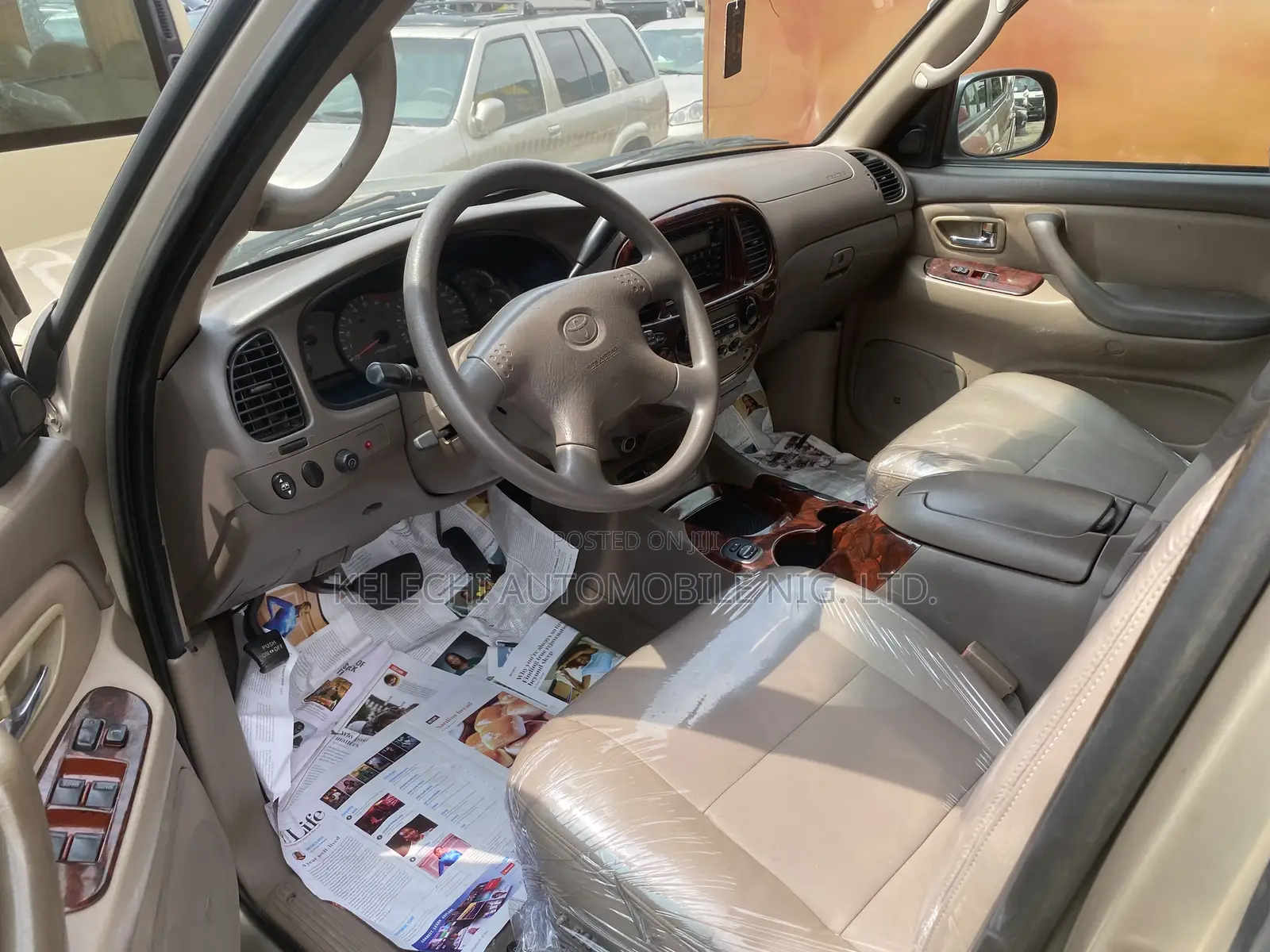 Toyota Sequoia SR5 4dr SUV (4.7L 8cyl 4A) 2003 Gold