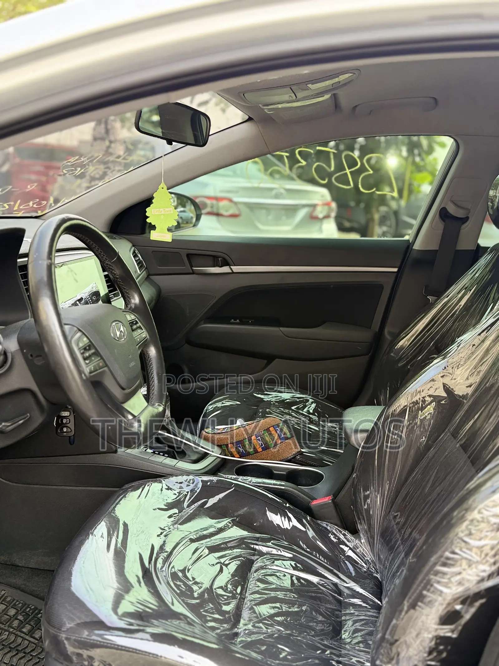 Hyundai Elantra ECO Sedan FWD (1.4L 4cyl 7A) 2017 Silver