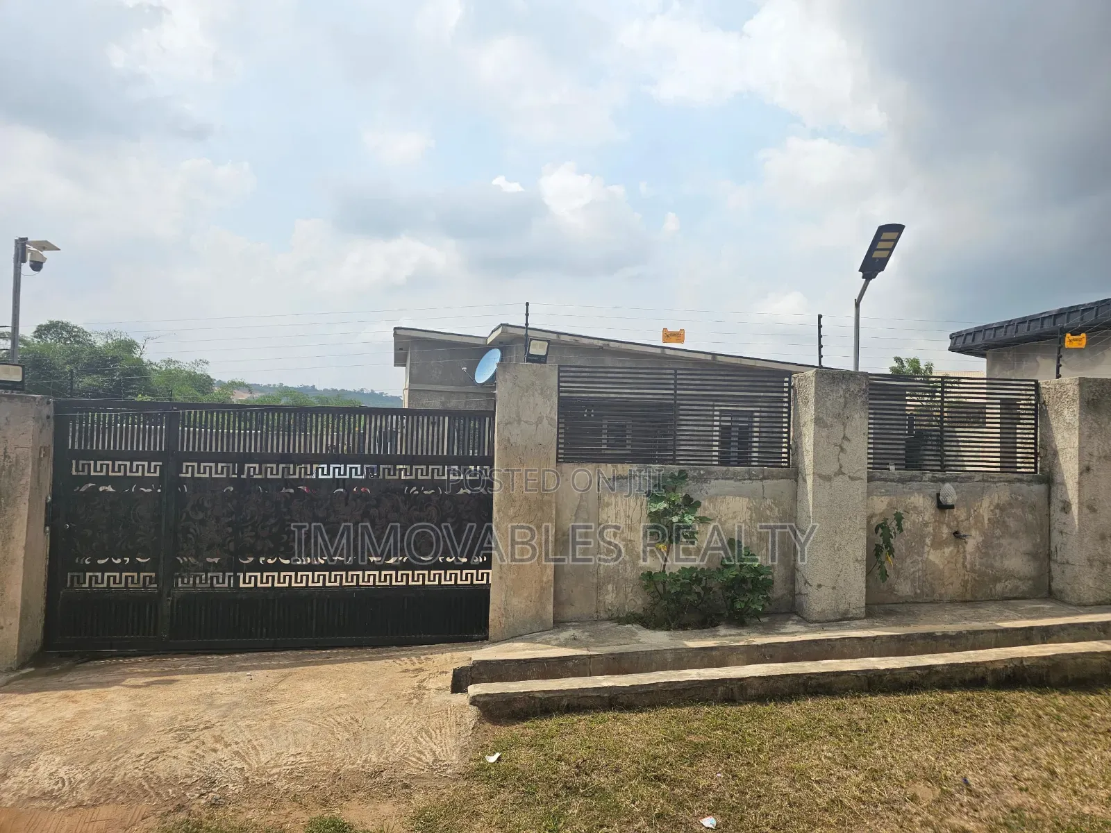 4bdrm Bungalow in Immovables Realty, Abeokuta South for sale