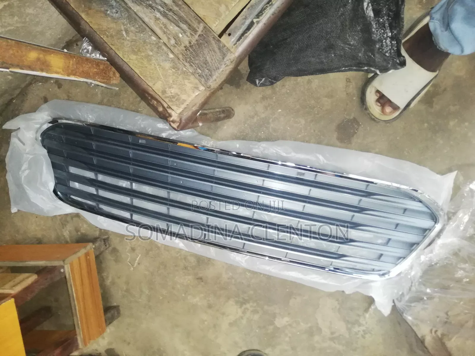 Down Grill for Toyota Avalon 2015 Model