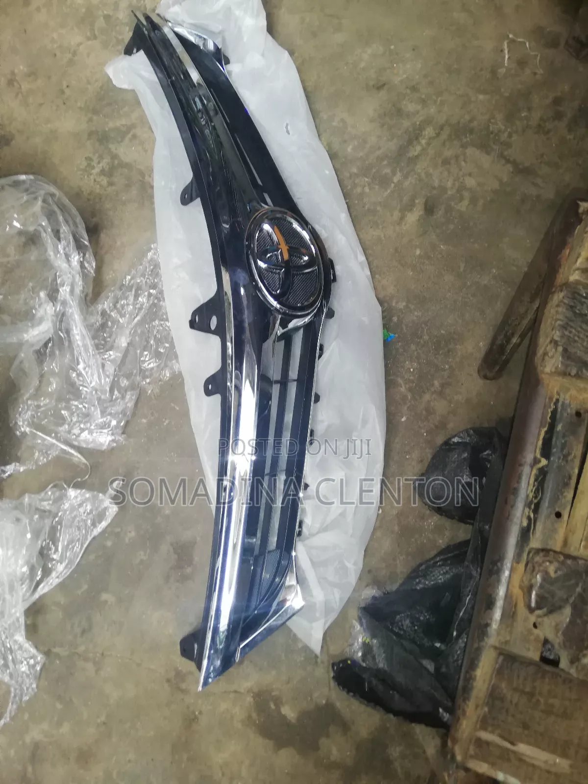 Front Grill for Toyota Avalon 2015 Model
