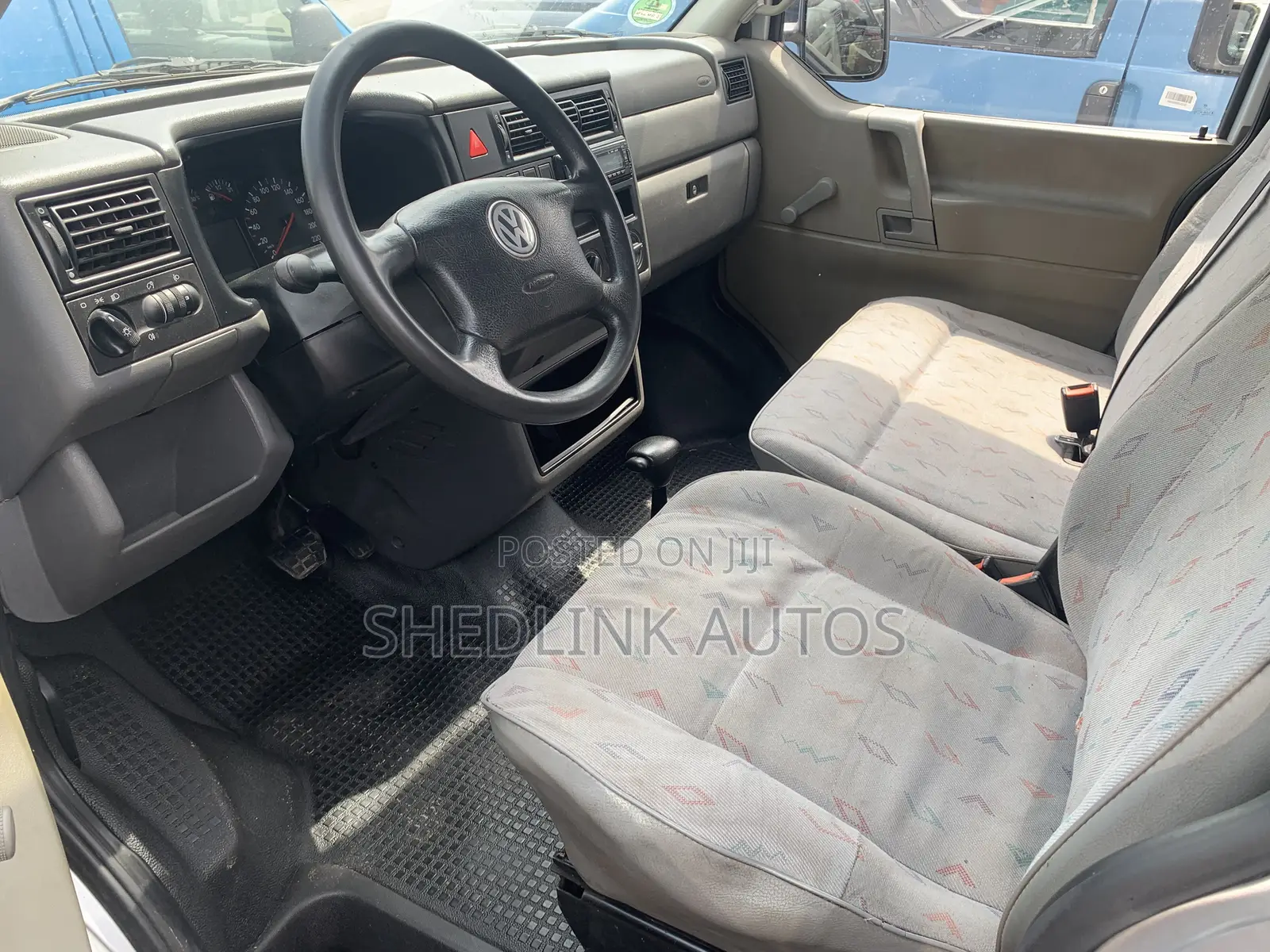 Volkswagen Transporter 2004 Grey