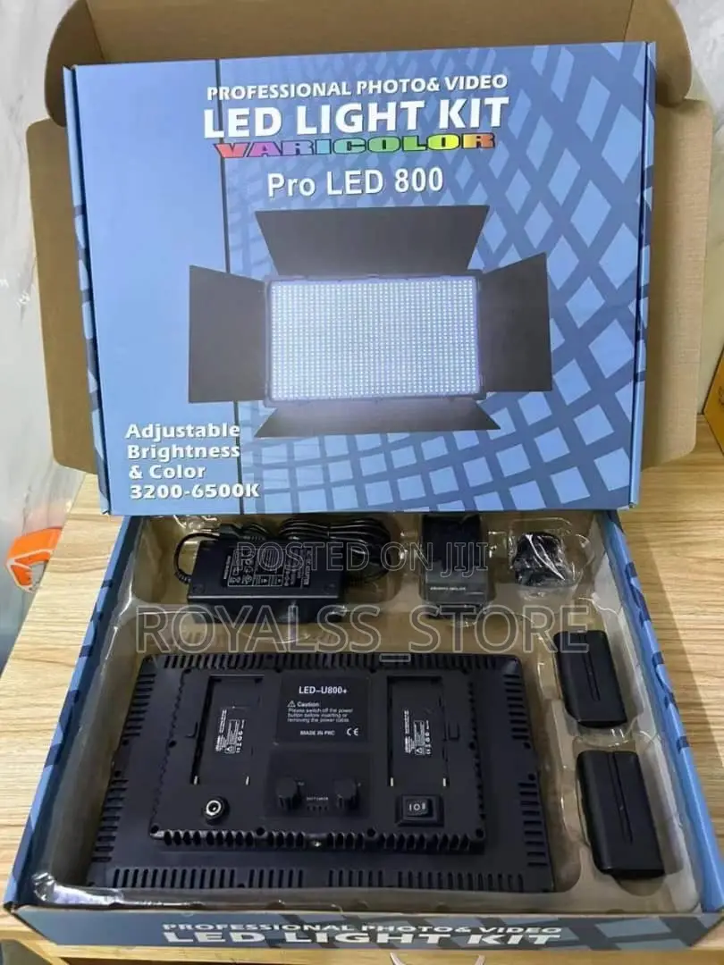 Led 600/800 + Tripod Stand + Batteries Professional Video Led Light