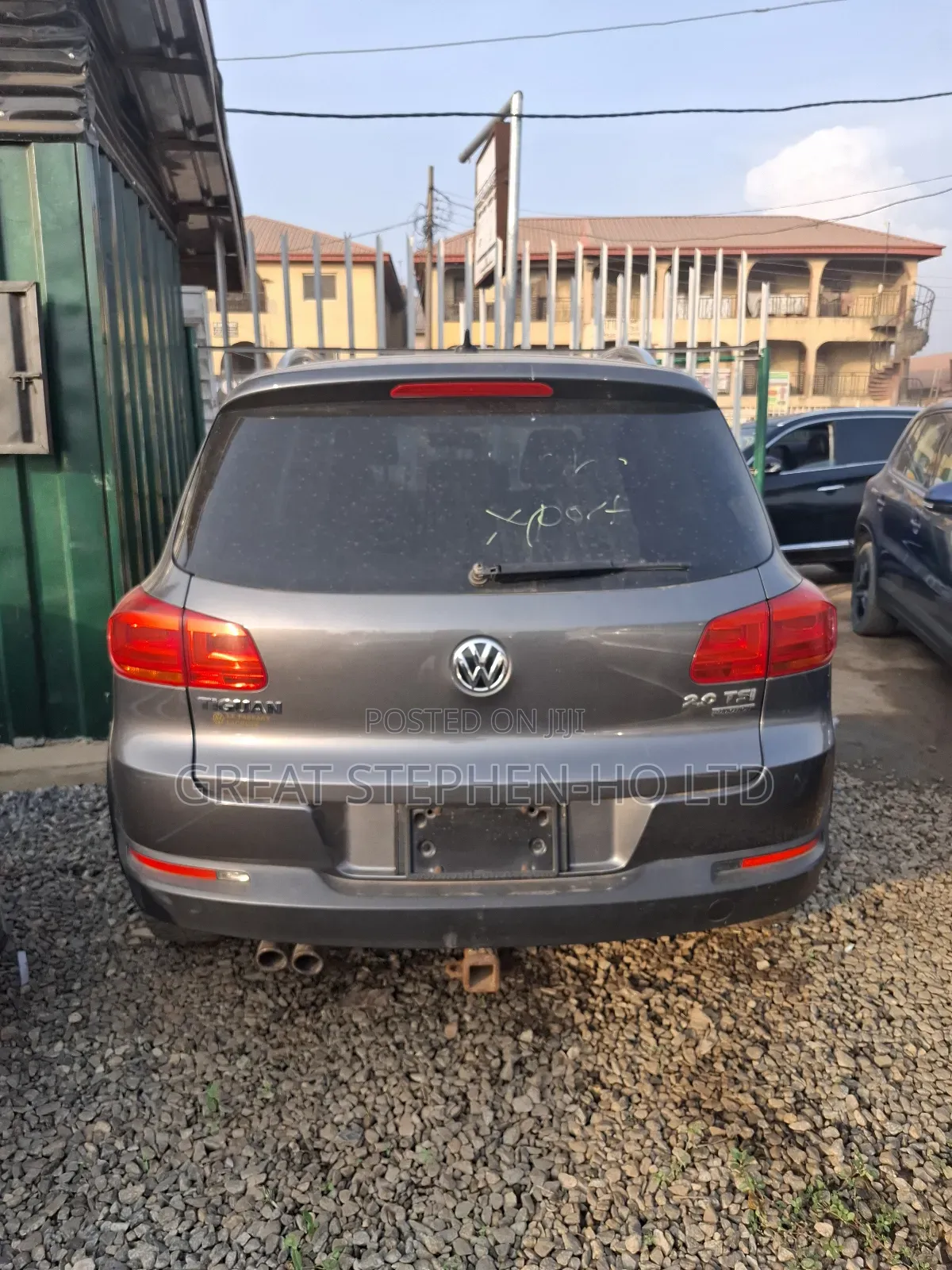 Volkswagen Tiguan SE with Sunroof & Nav 2013 Gray