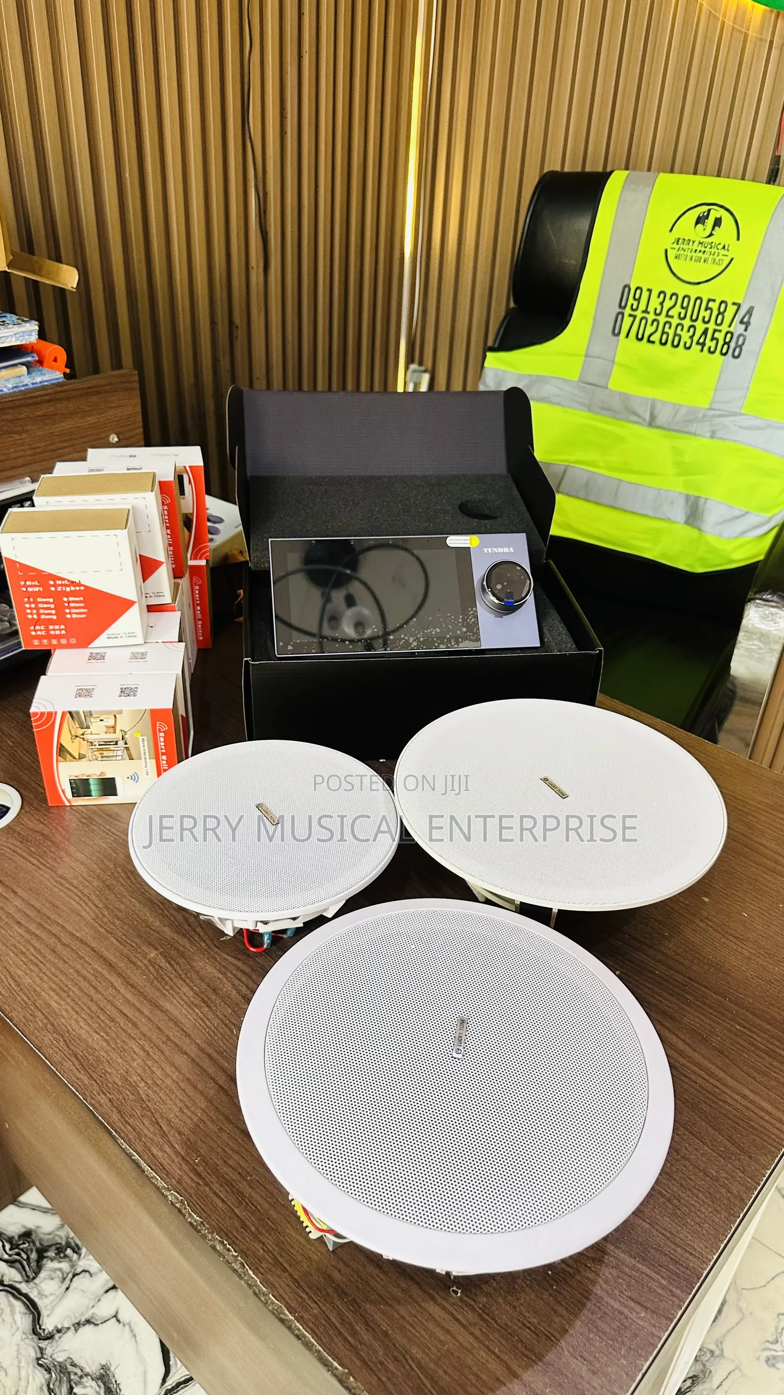 Alexa And Tuya Amplifer With Ceiling Speakers And Switches