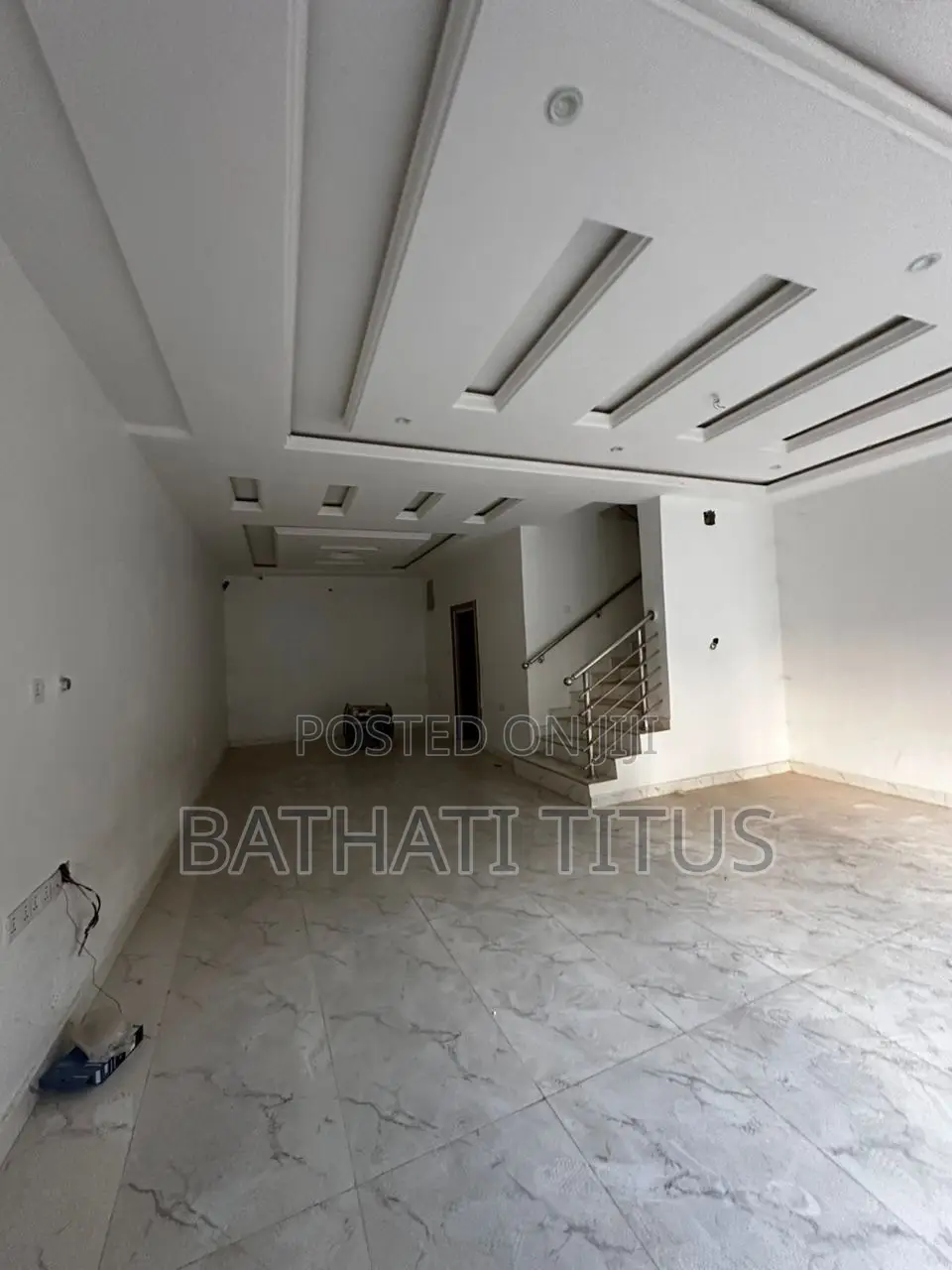 4bdrm Duplex in Zone B for sale