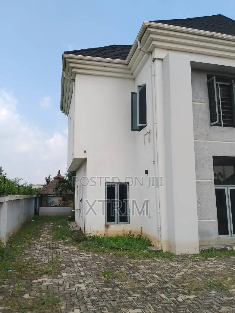 5bdrm Duplex in GRA Phase 1 for sale