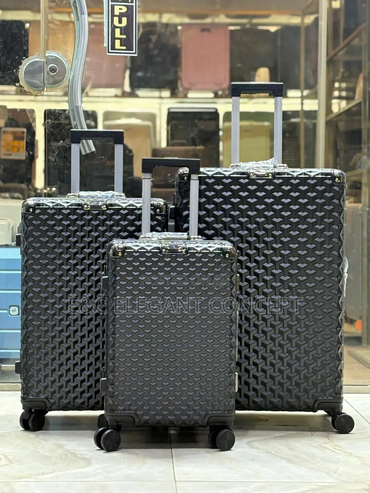 Quality Traveling Bags