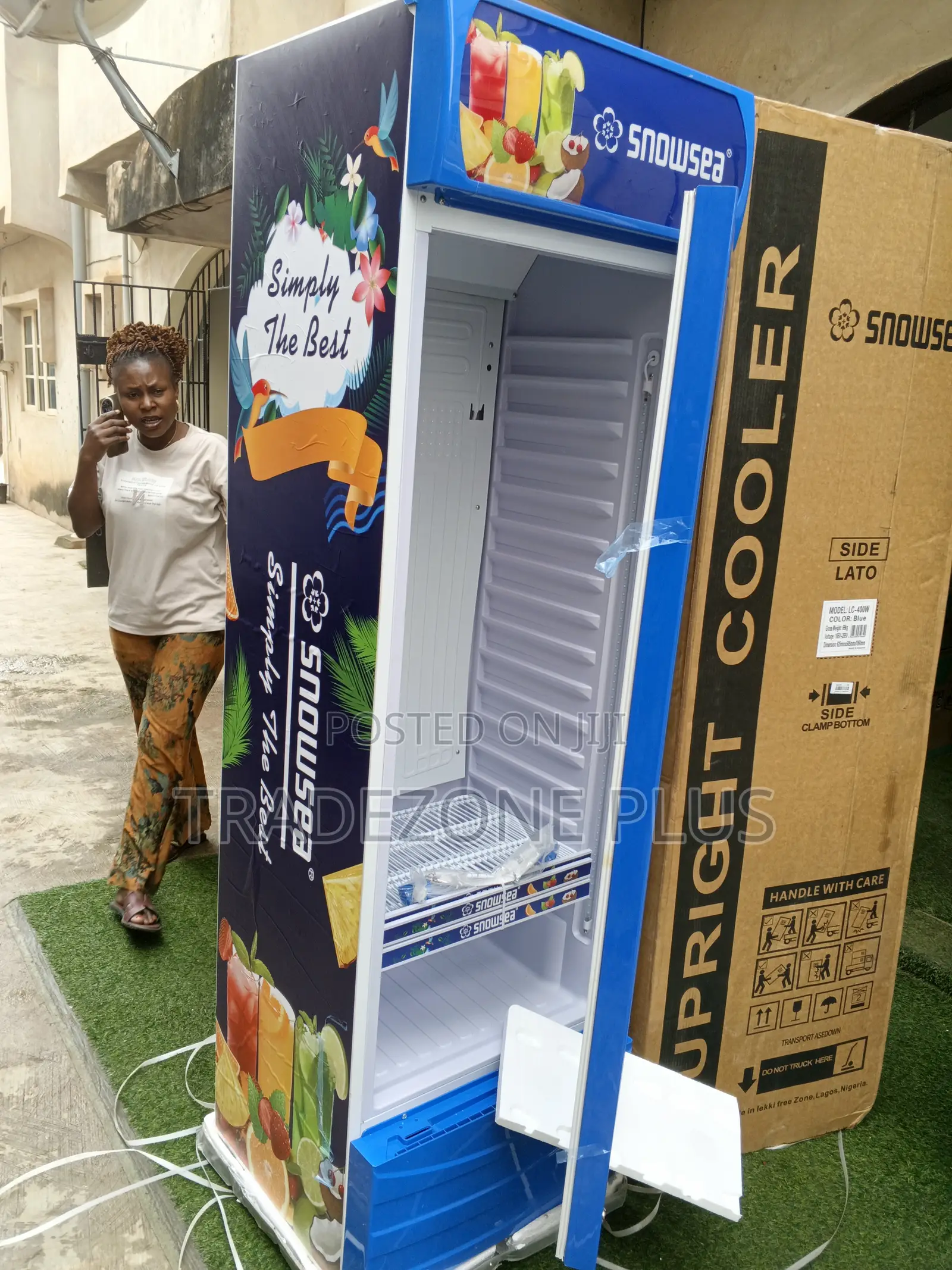 Snowsea 400l Standing Retail Cooler for Drinks and Food
