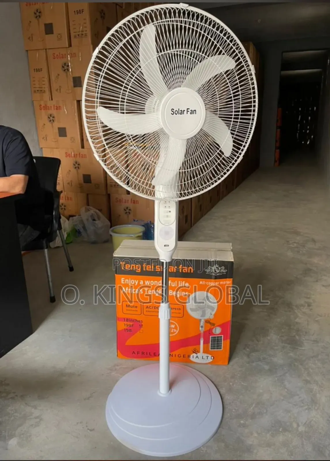 16 Inches Remote Control Solar Rechargeable Standing Fan,