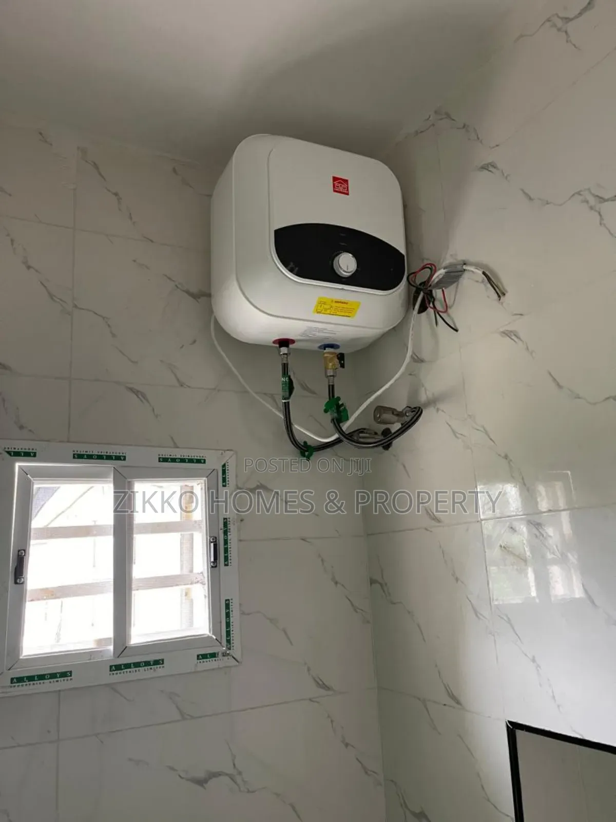 4bdrm Townhouse/Terrace in Lekki Gardans Phase for Sale