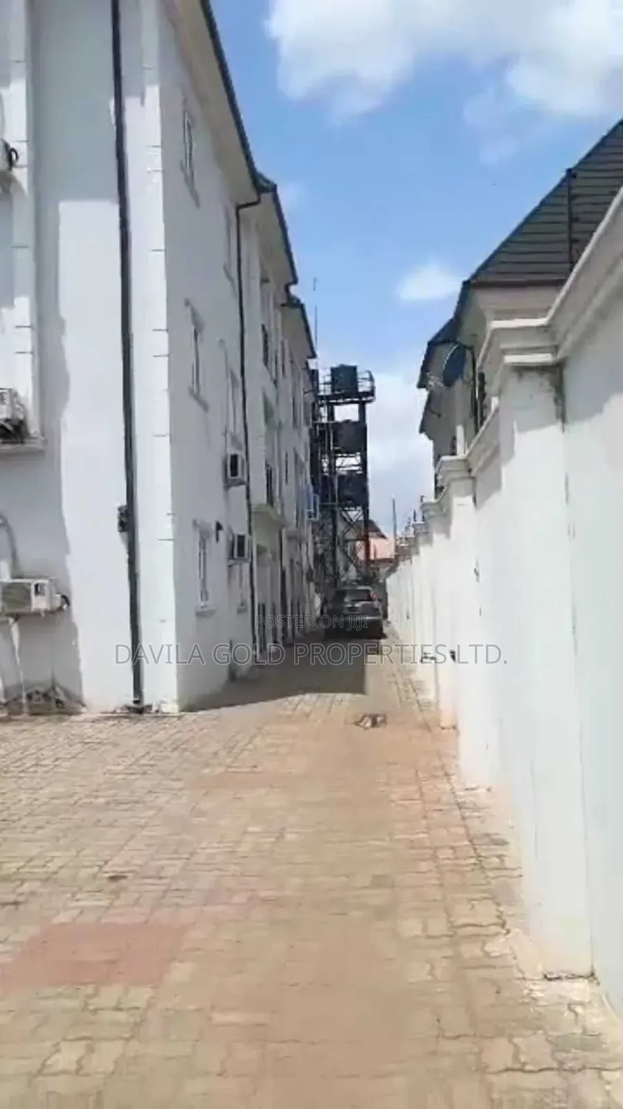 18bdrm Block of Flats in Benin City for sale