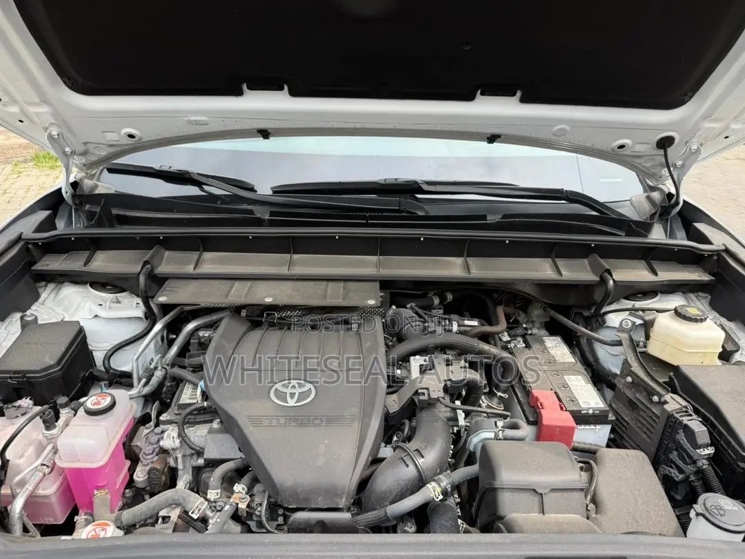 Toyota Highlander XSE AWD 2023 Off white