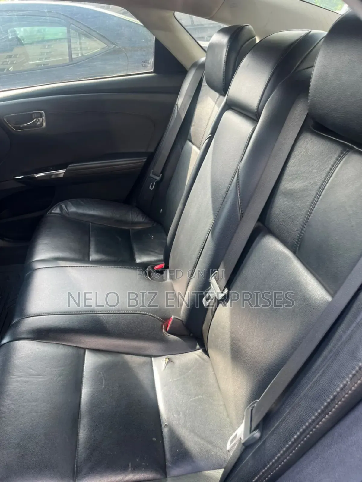 Toyota Avalon 2016 Black