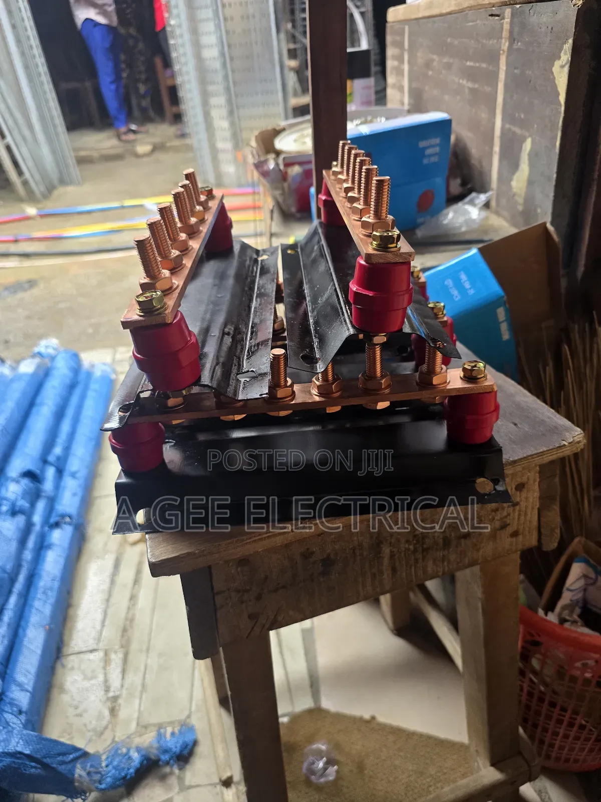6 Way Copper Bar With Copper Bolt and Nut