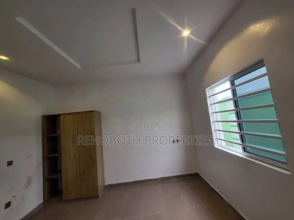1bdrm Bungalow in Olusetan Estate, Akala Express for rent