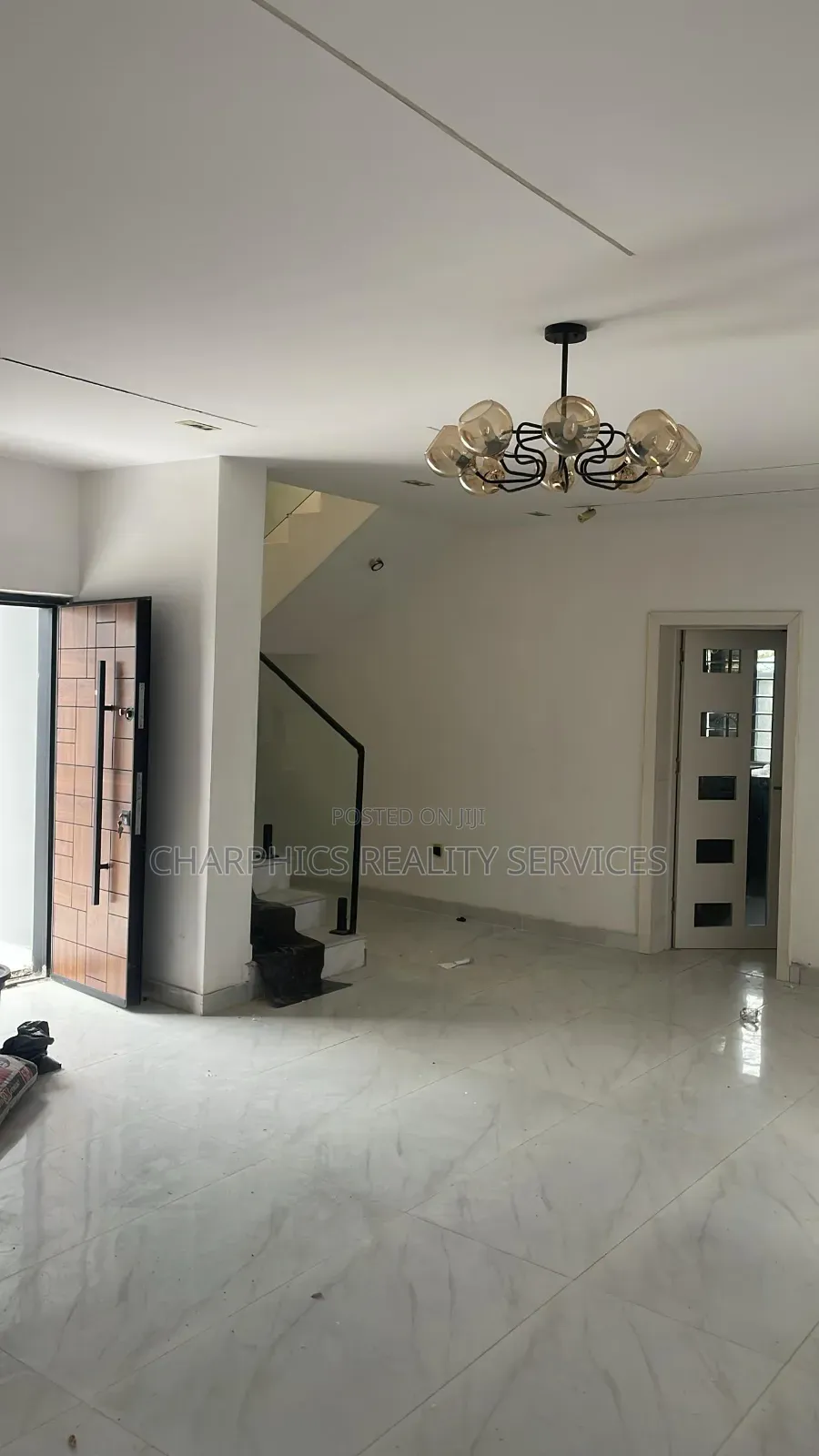 4bdrm Duplex in GRA Phase 1 for sale