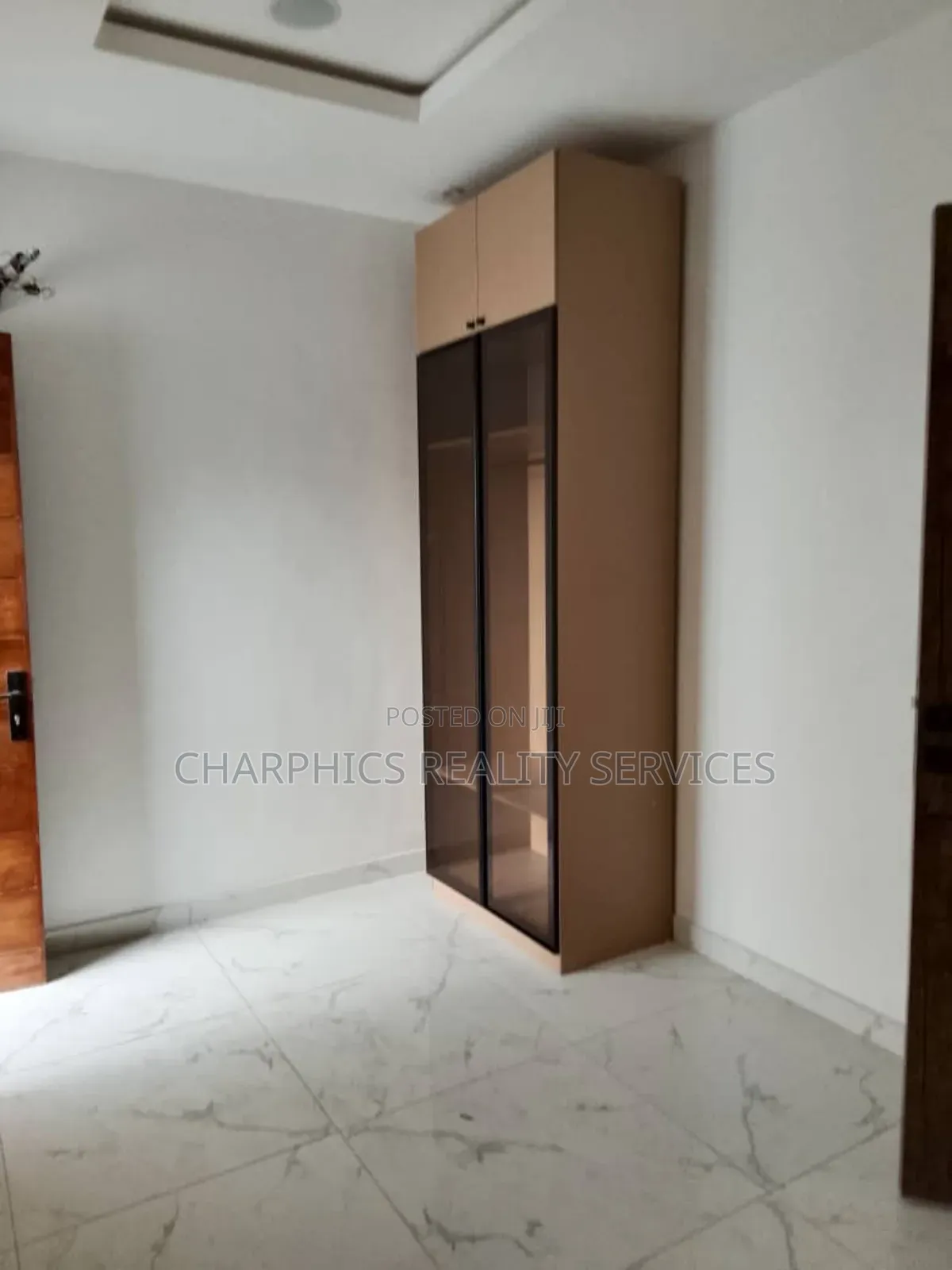 4bdrm Duplex in GRA Phase 1 for sale