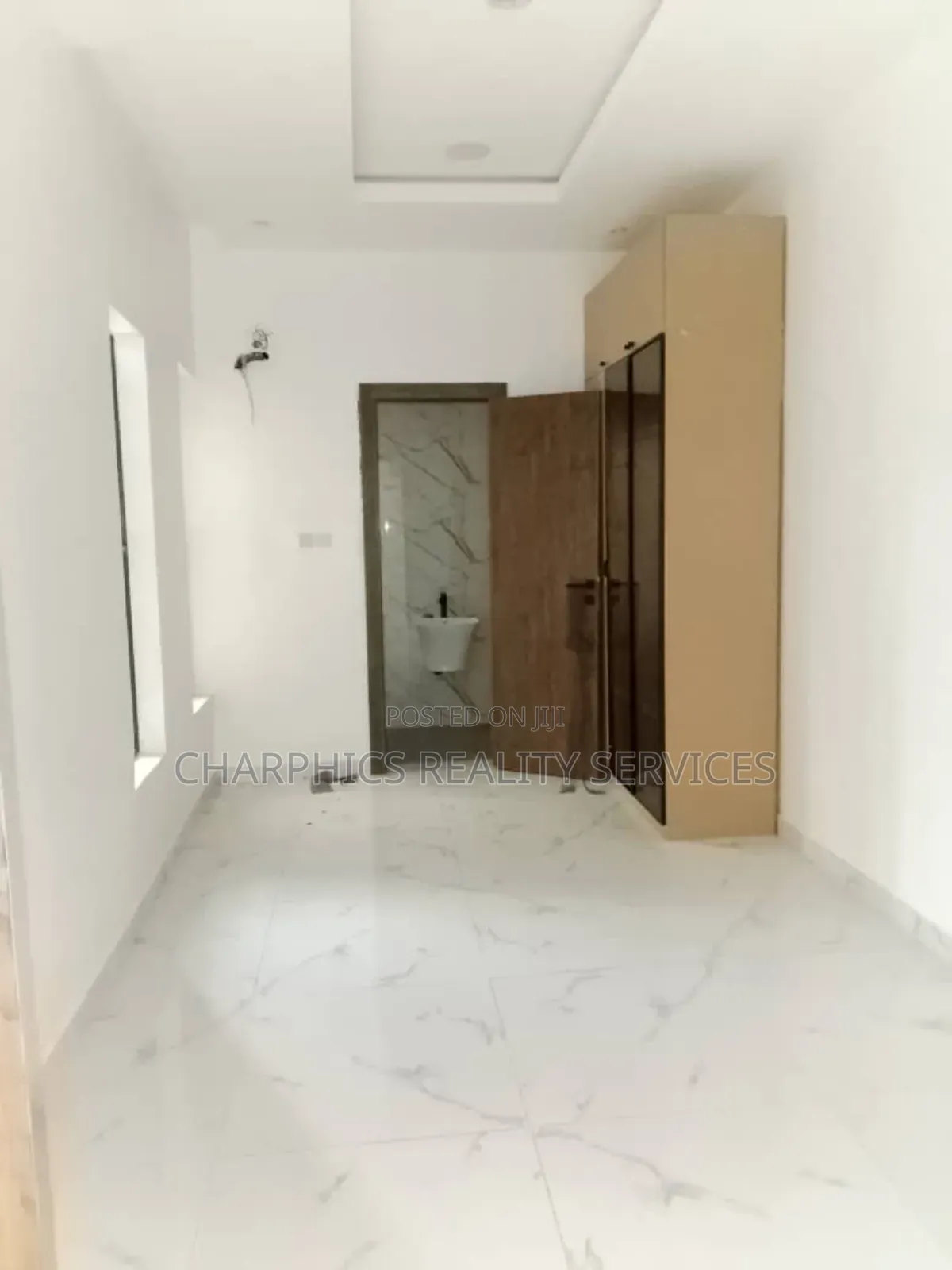4bdrm Duplex in GRA Phase 1 for sale