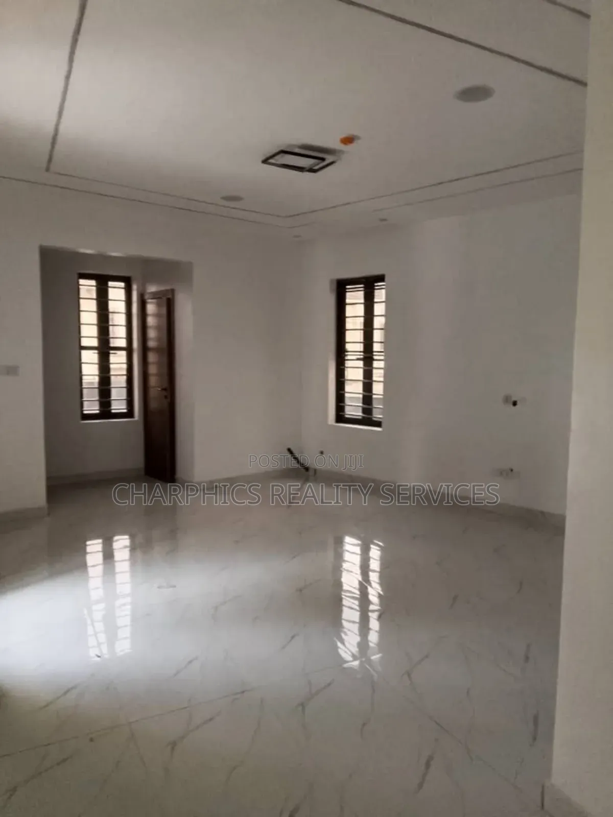 4bdrm Duplex in GRA Phase 1 for sale