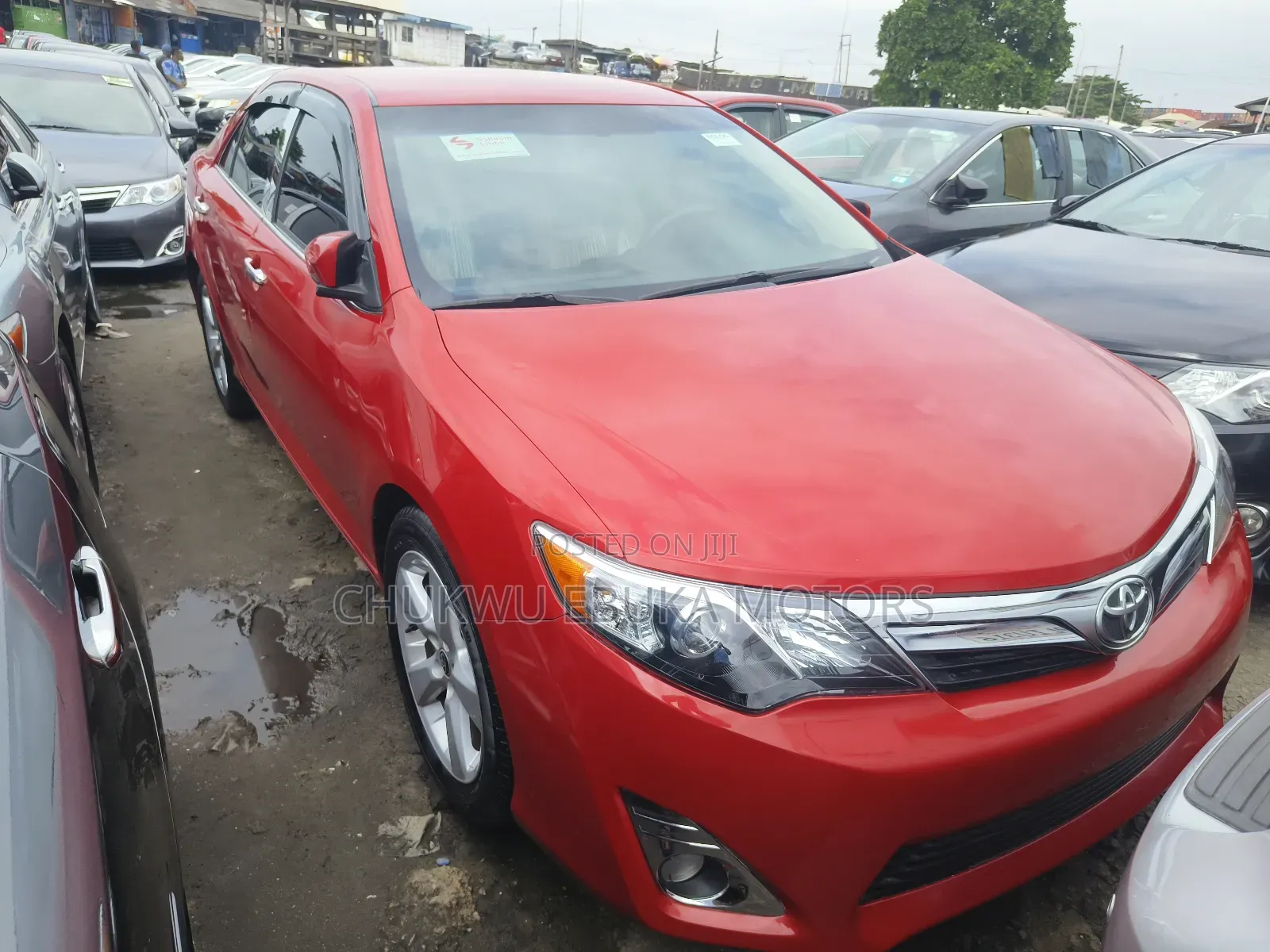 Toyota Camry LE 4dr Sedan (2.5L 4cyl 6A) 2012 Red