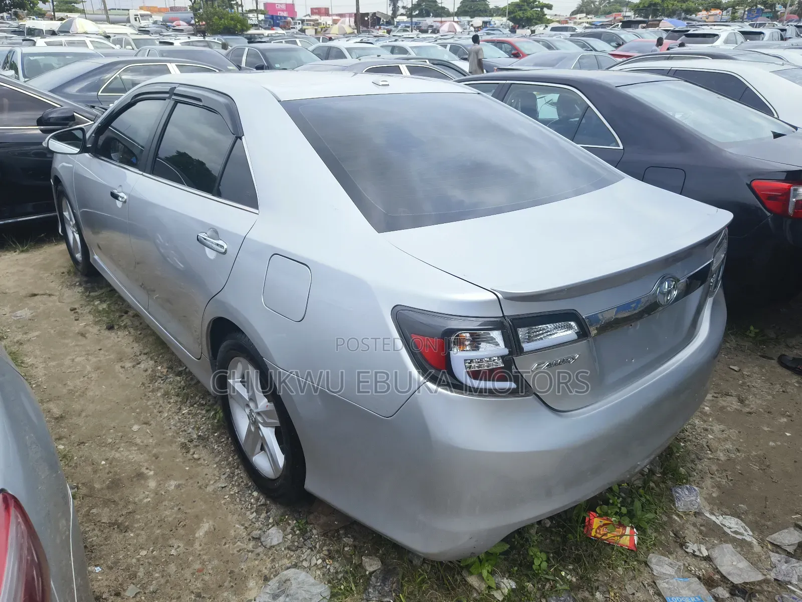 Toyota Camry SE 4dr Sedan (2.5L 4cyl 6A) 2014 Silver