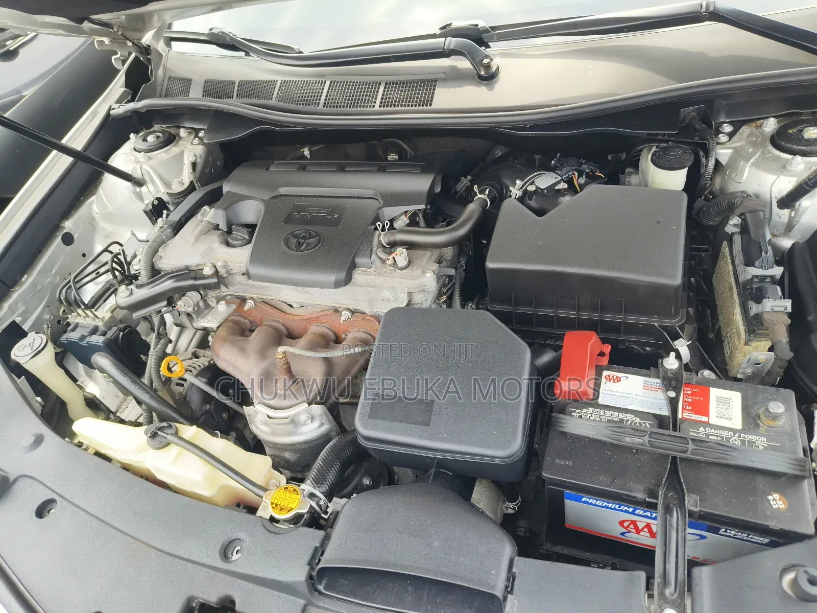 Toyota Camry SE 4dr Sedan (2.5L 4cyl 6A) 2014 Silver