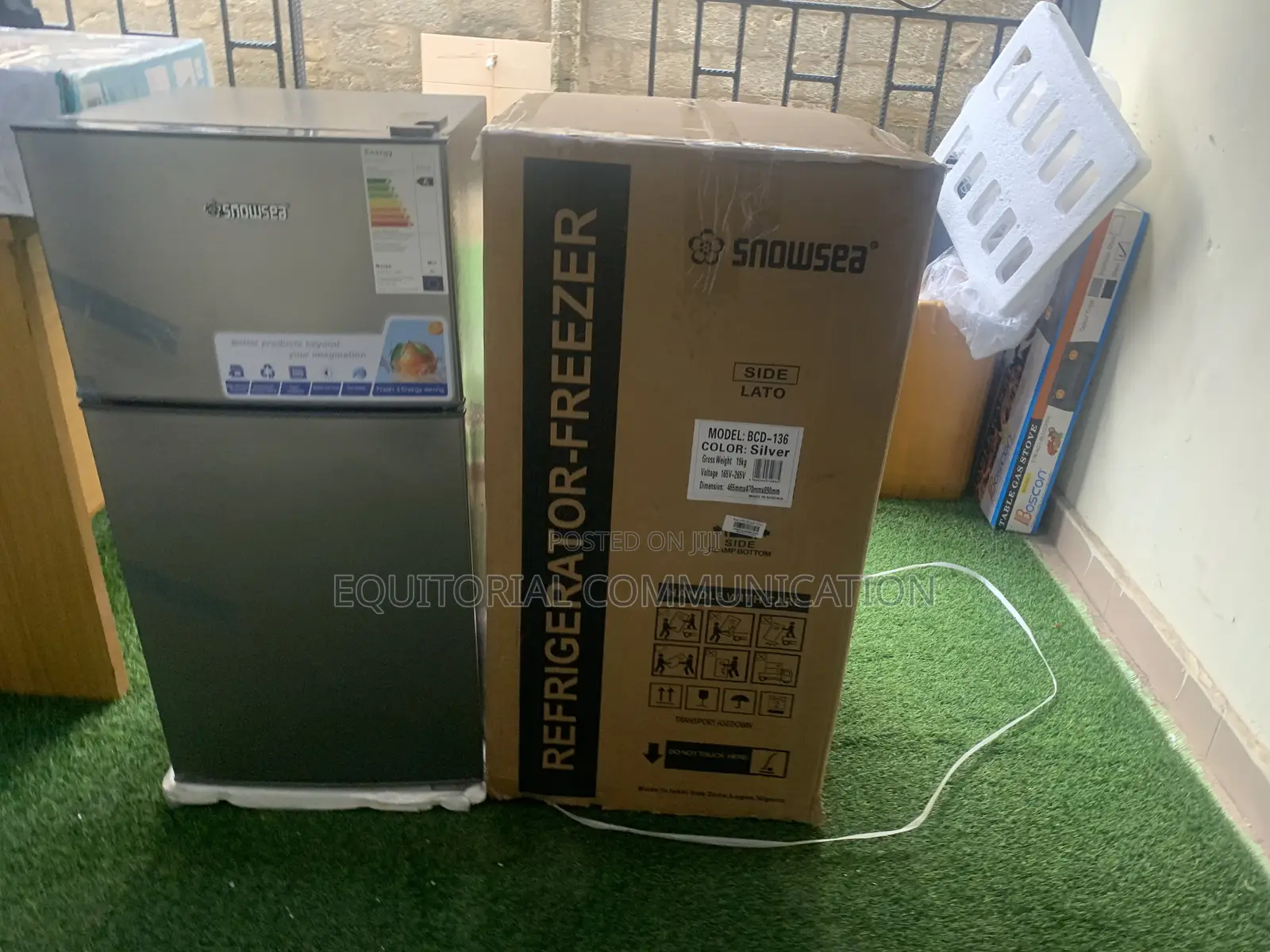 Snowsea BCD-136 Two-Door Cooling Appliance