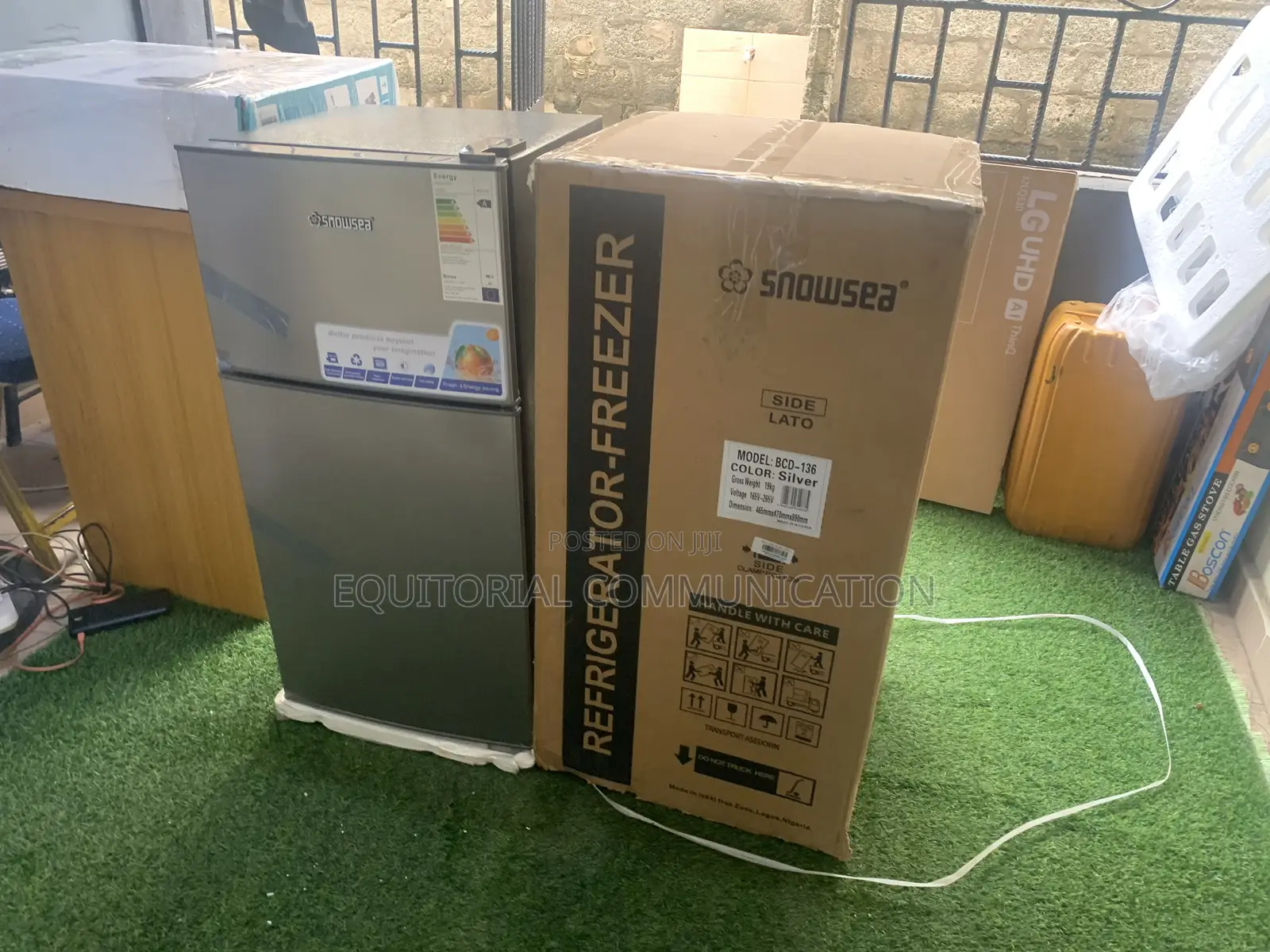 Snowsea BCD-136 Rapid Cooling Fridge