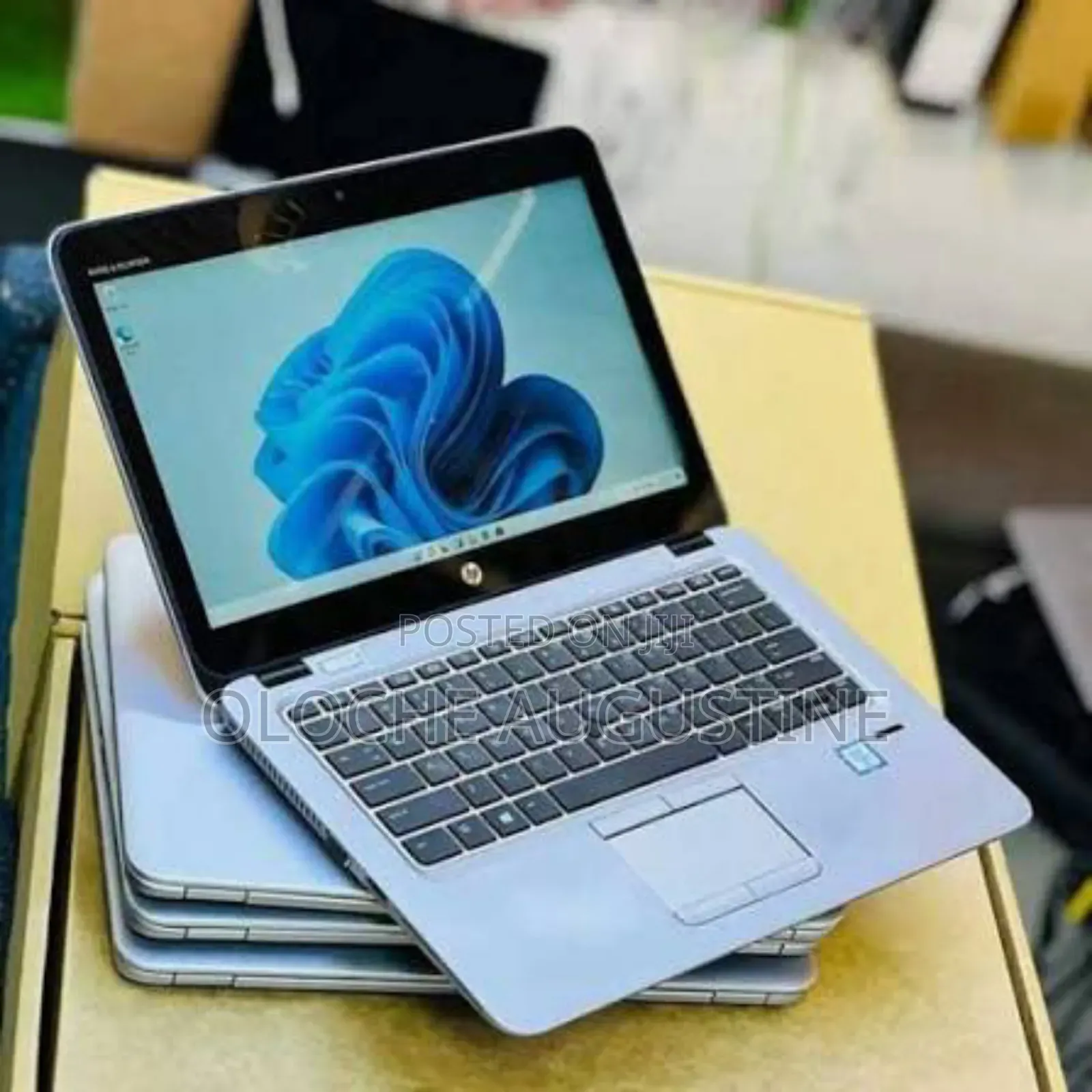 New Laptop HP EliteBook 820 G3 8GB Intel Core i5 SSD 256GB