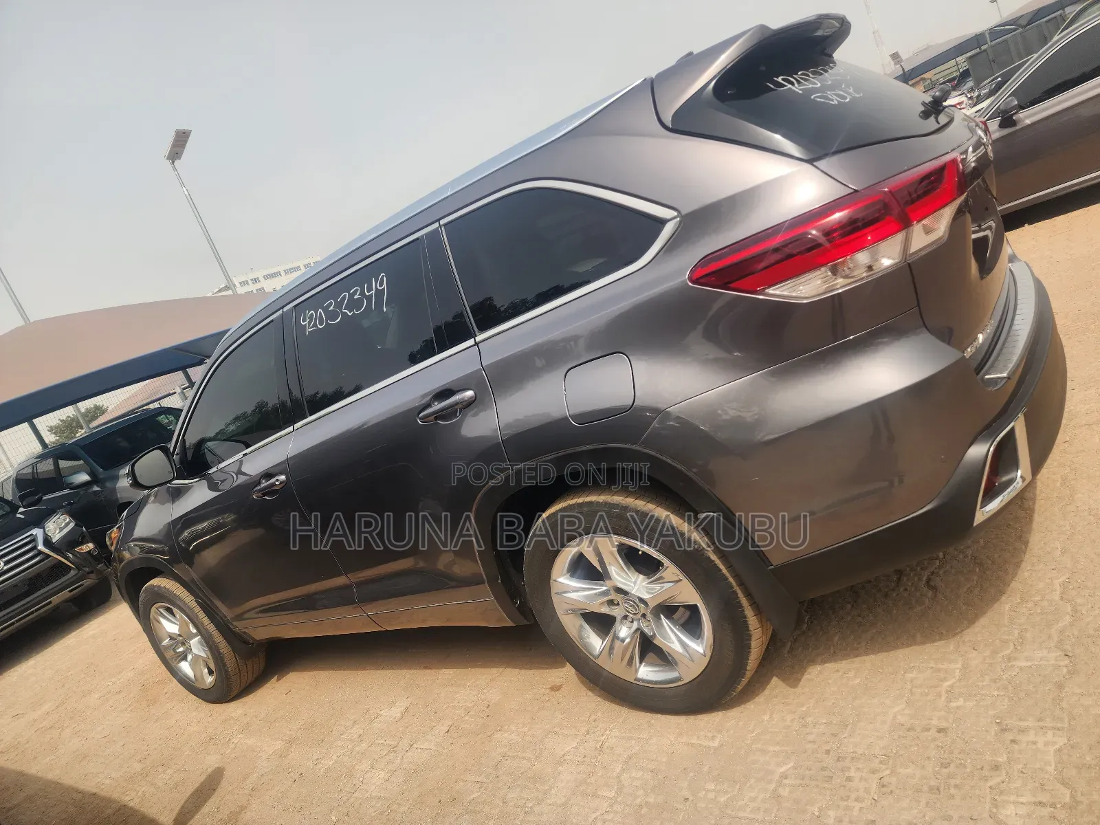 Toyota Highlander Limited 2019 Gray