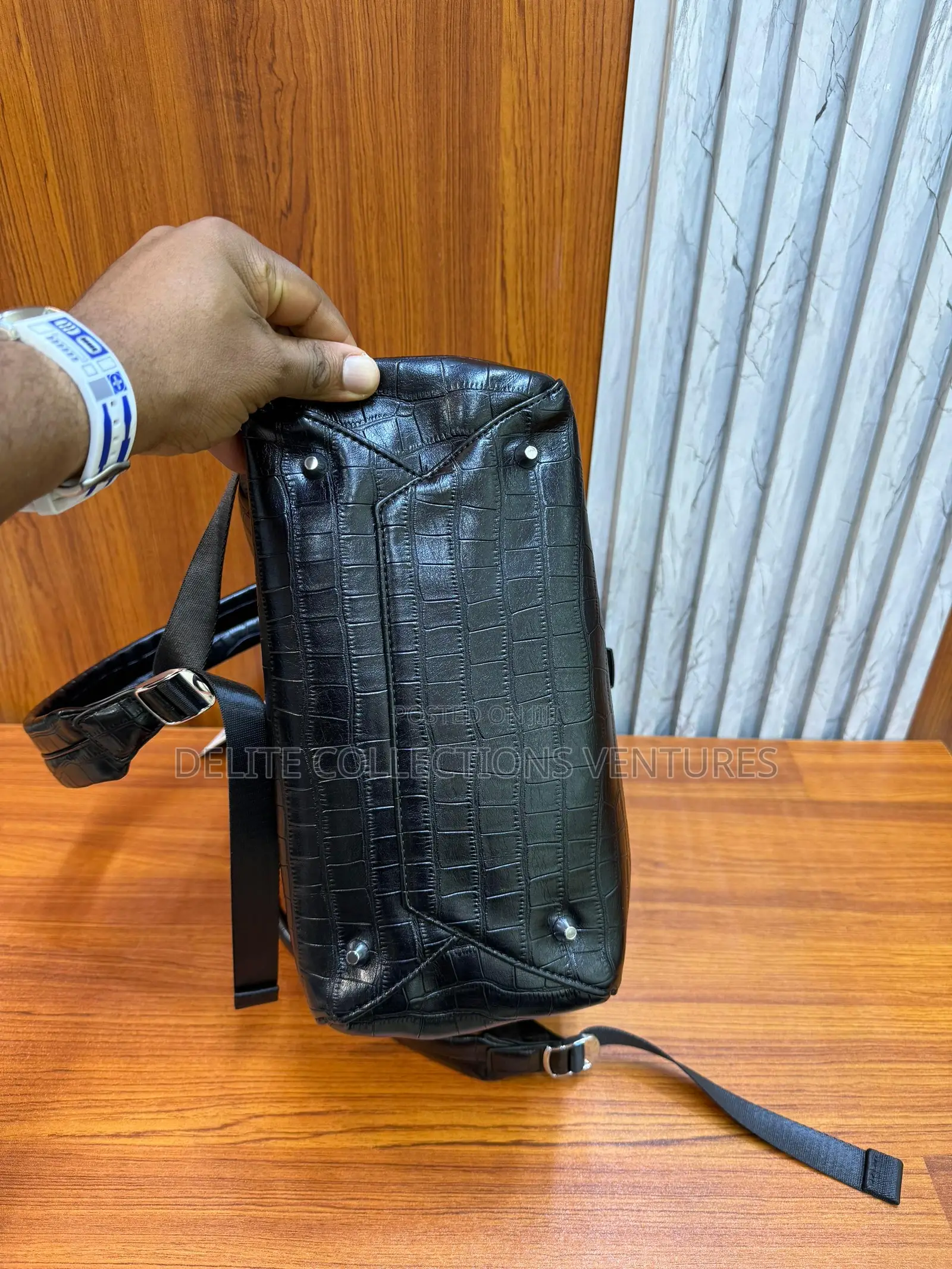 Black Platinum Croc Skin Leather Bagpack. Original Leather Perfect