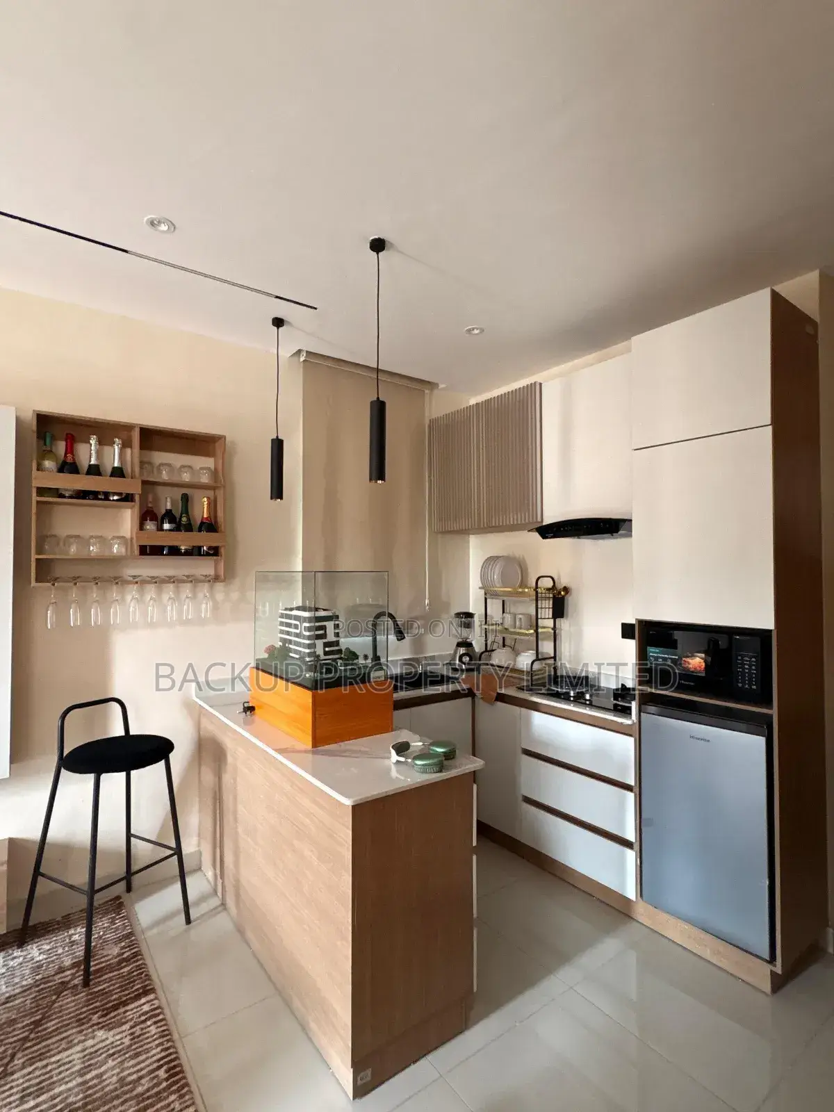 Furnished Mini Flat in Perez, Surulere for sale
