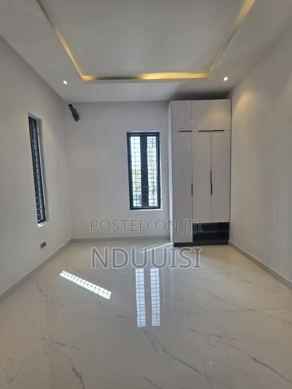 5bdrm Duplex in Lekki Phase 1 for sale