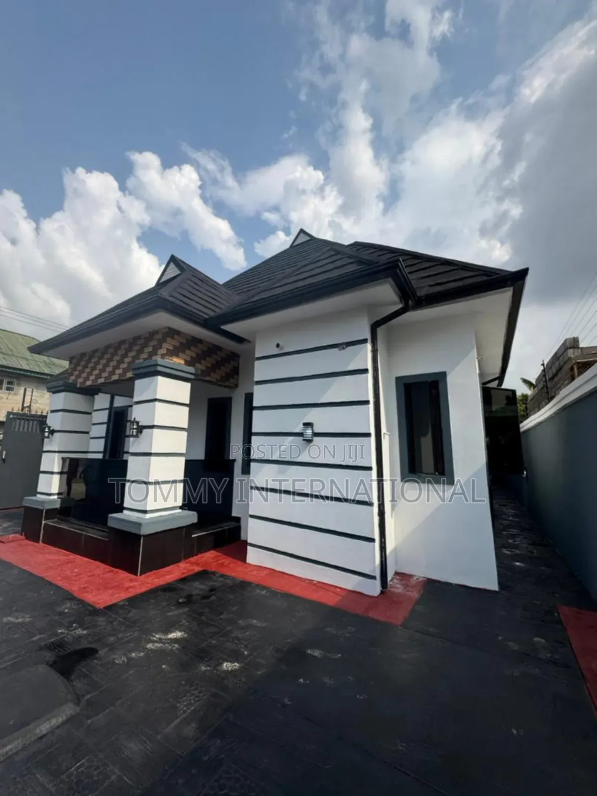 3bdrm Bungalow in Majesty Estate, Port-Harcourt for sale