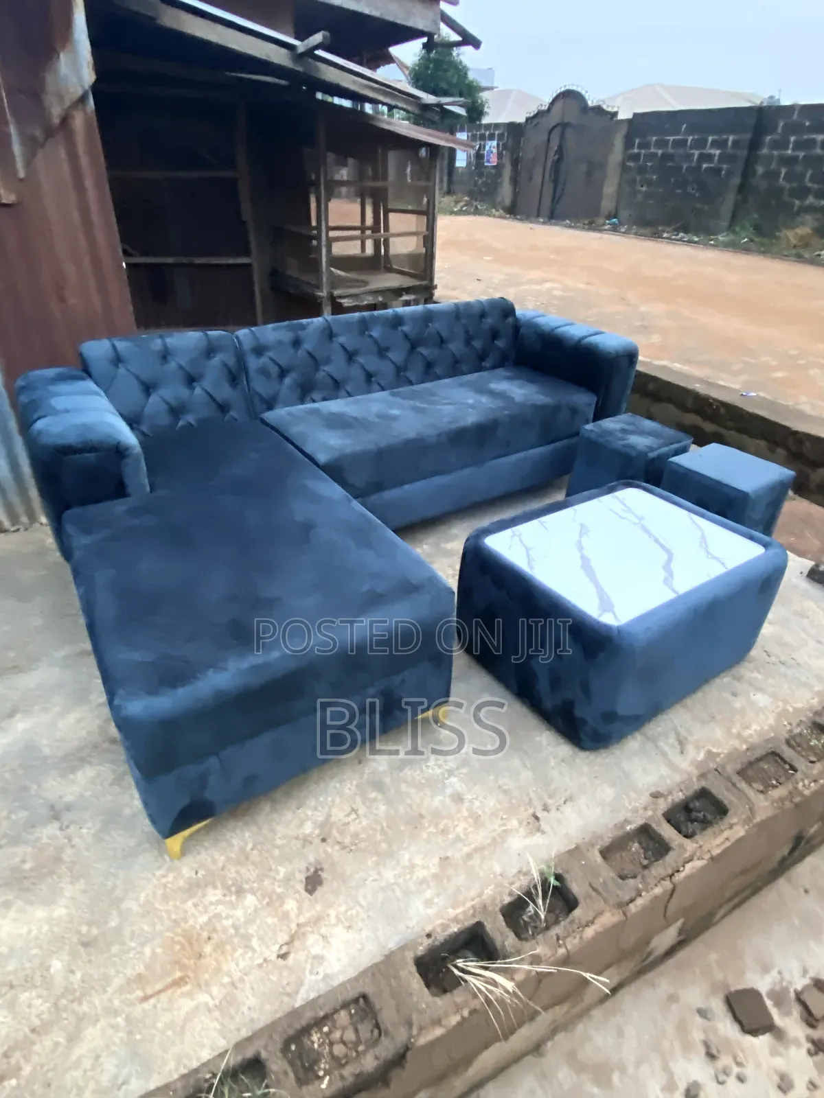6 Sitter Unit Chairs Available in Ikorodu