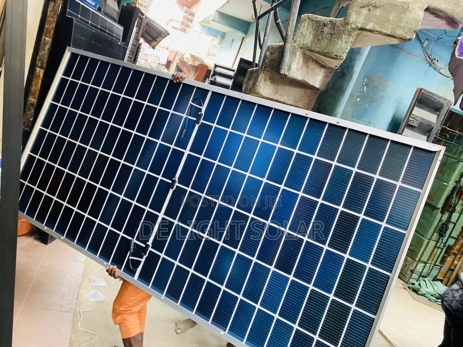 680w Jinko Solar Panel