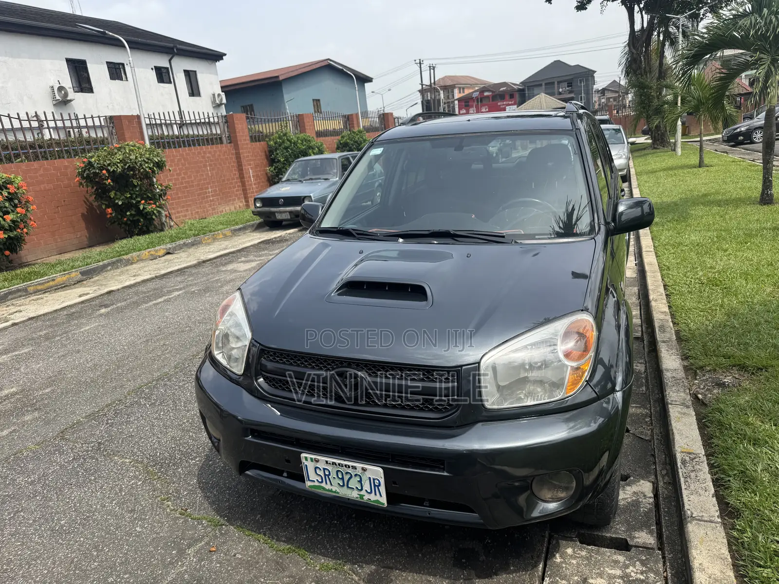Toyota RAV4 1.8 2005 Gray