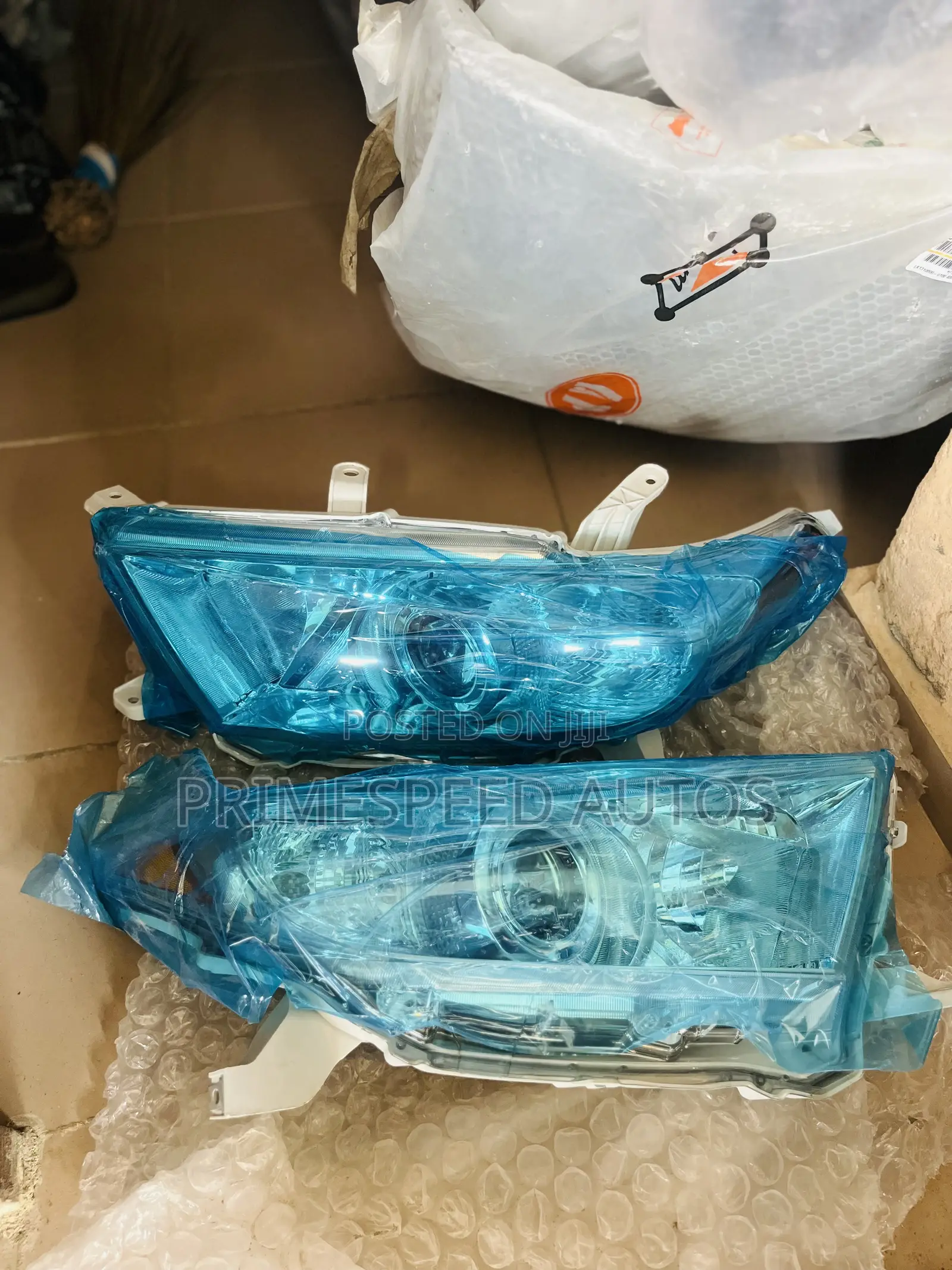 Set Headlamp for Highlander 2012 Model