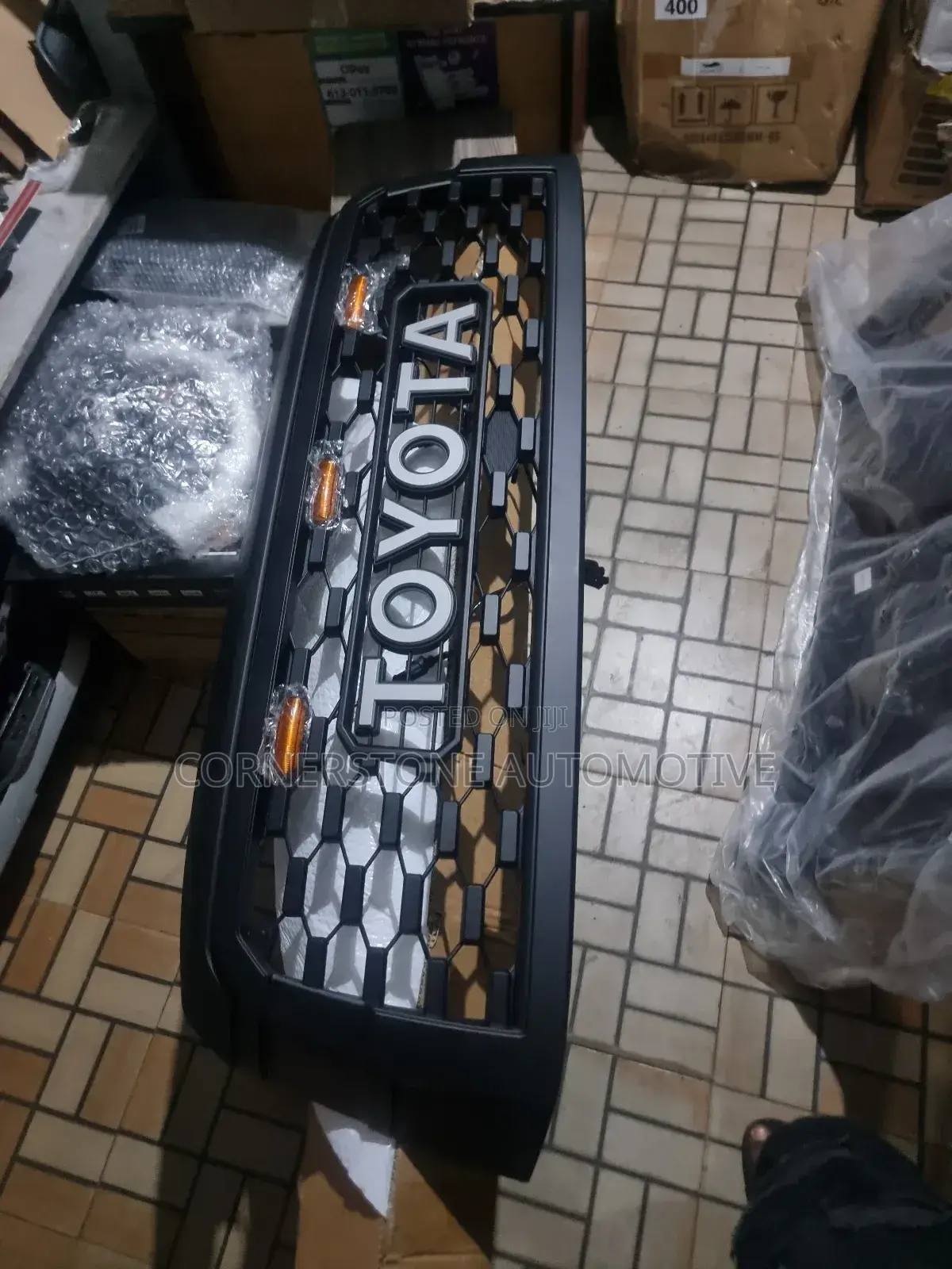 Front Grill Tundra 2010 Toyota Type