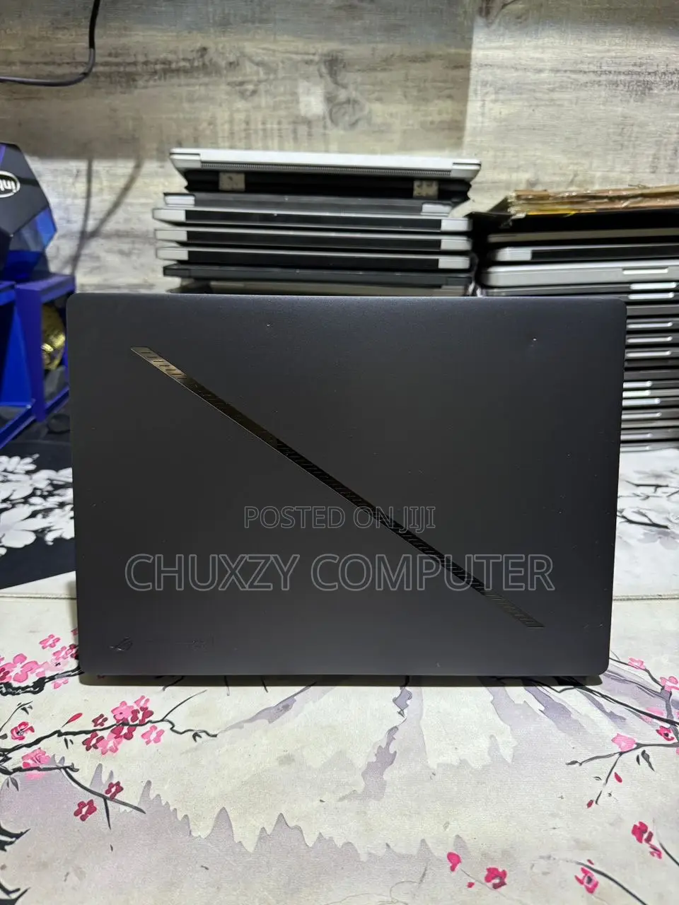 Laptop Asus ROG Zephyrus G14 16GB AMD Ryzen 7 SSD 1T