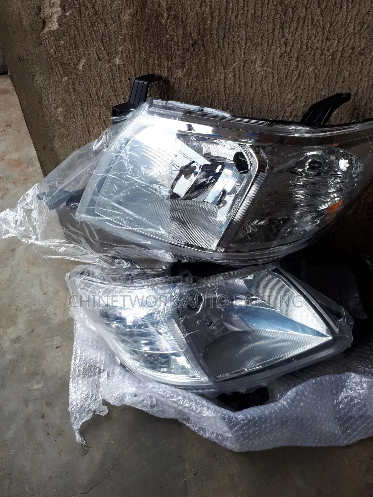 Original Toyota Hilux Headlamps 2012 – Brand New