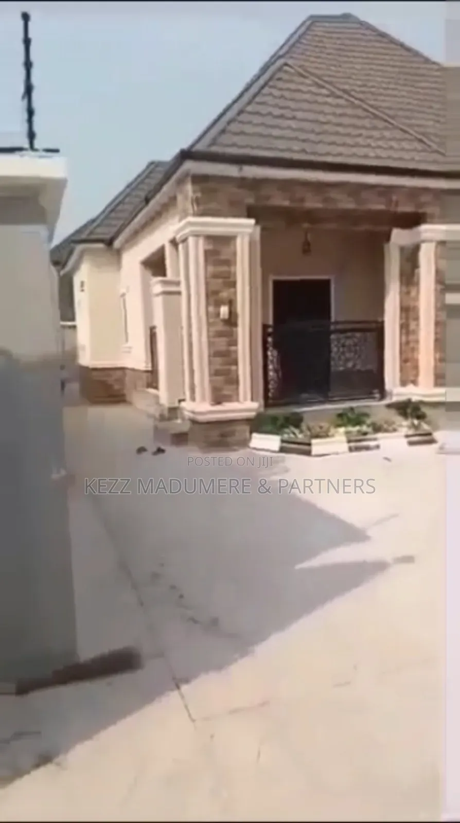 3bdrm Bungalow in Naze Near Human Race for sale