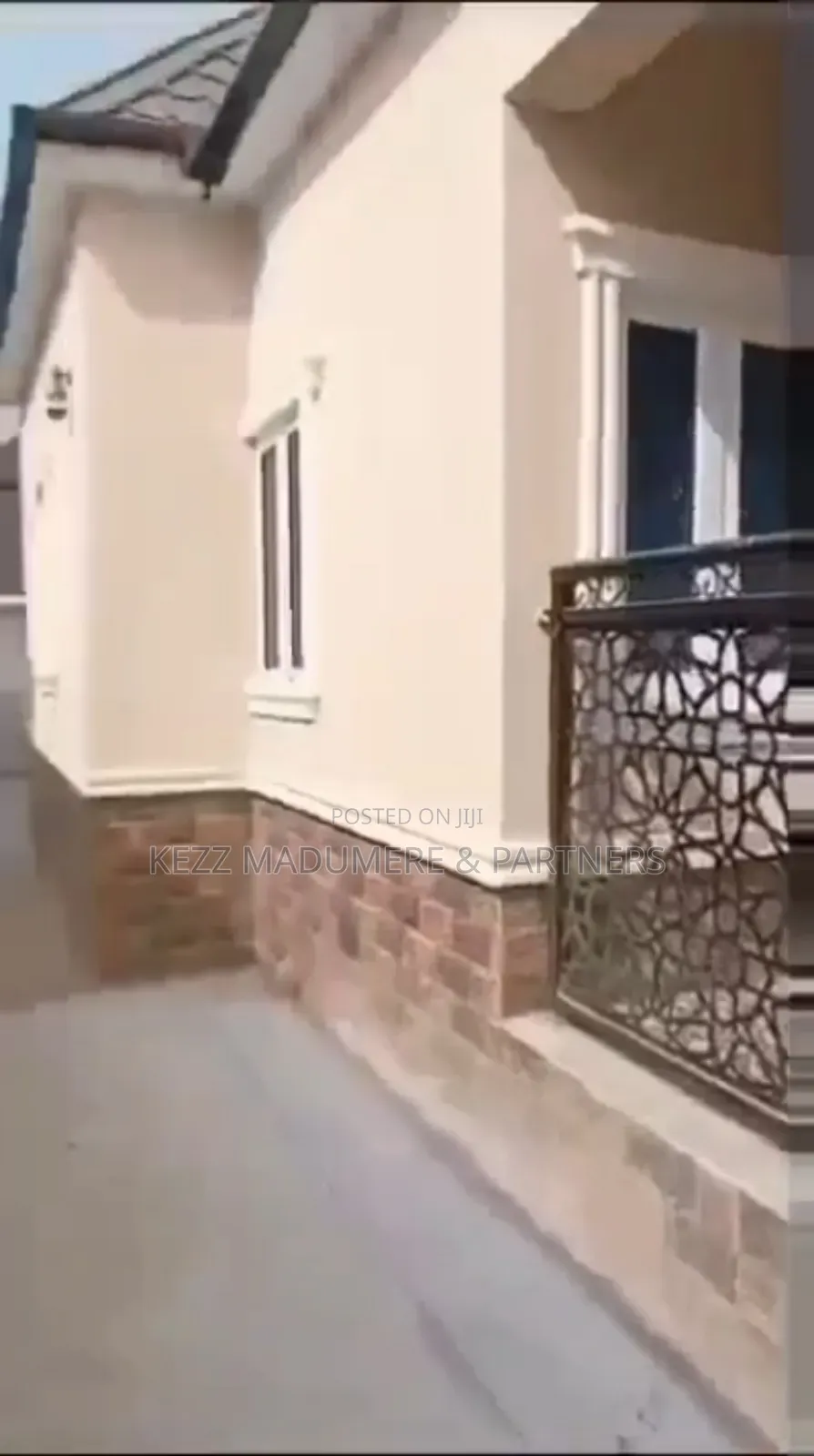 3bdrm Bungalow in Naze Near Human Race for sale