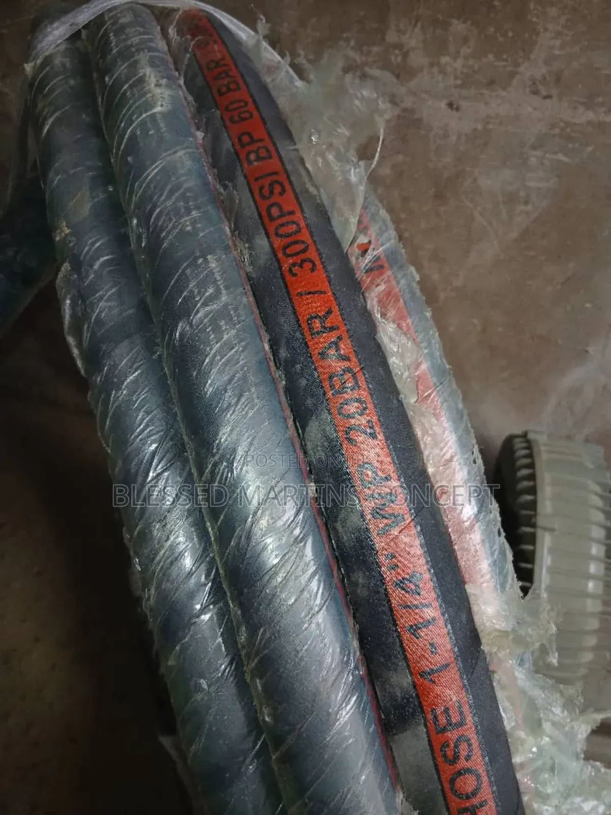 1 by 1⁄4 Industrial Black With Helix Wire Multipurpose Suction Hose