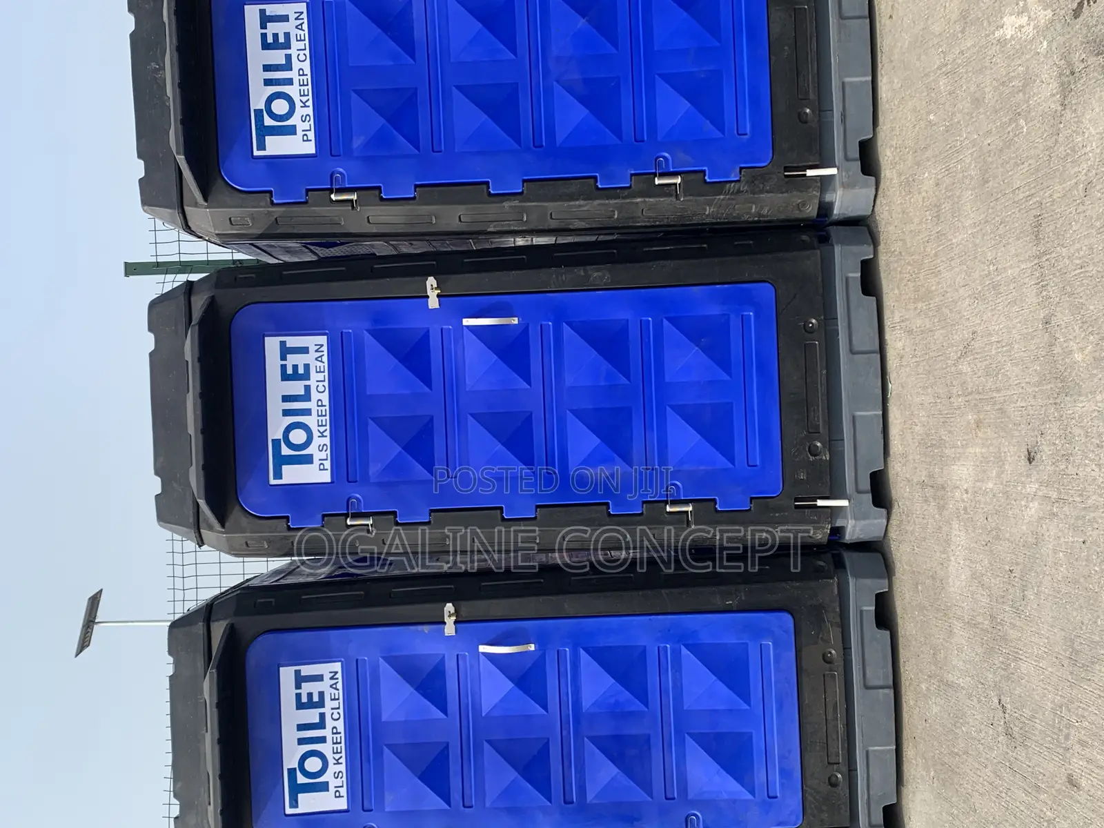 Mobile Toilet and Water Tank
