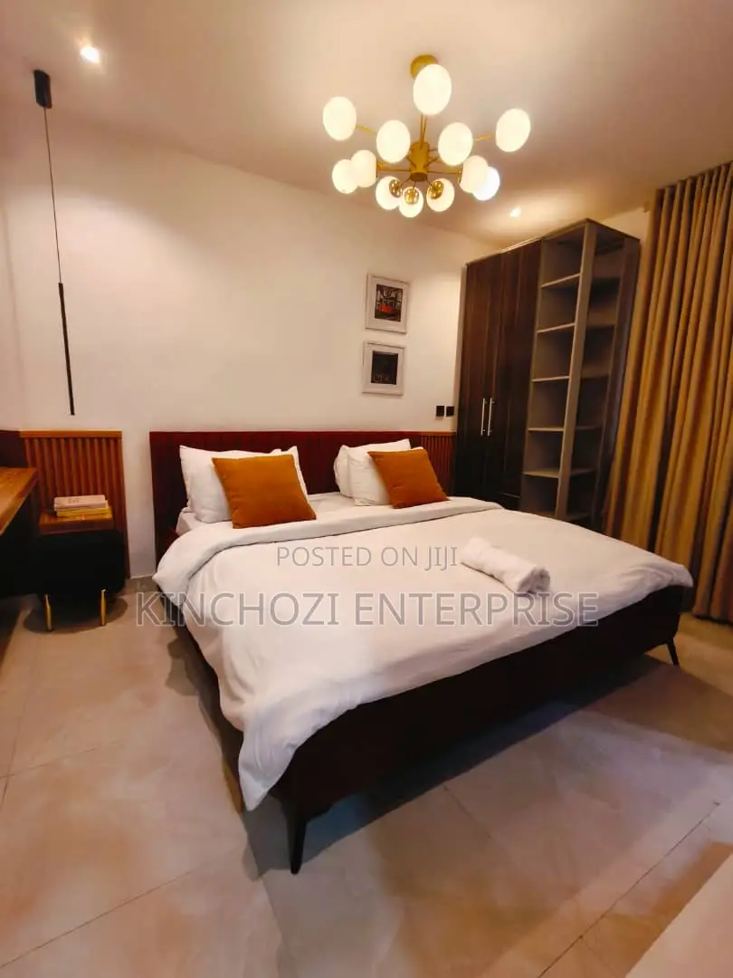 Exquisite 2 Bedroom Apartment