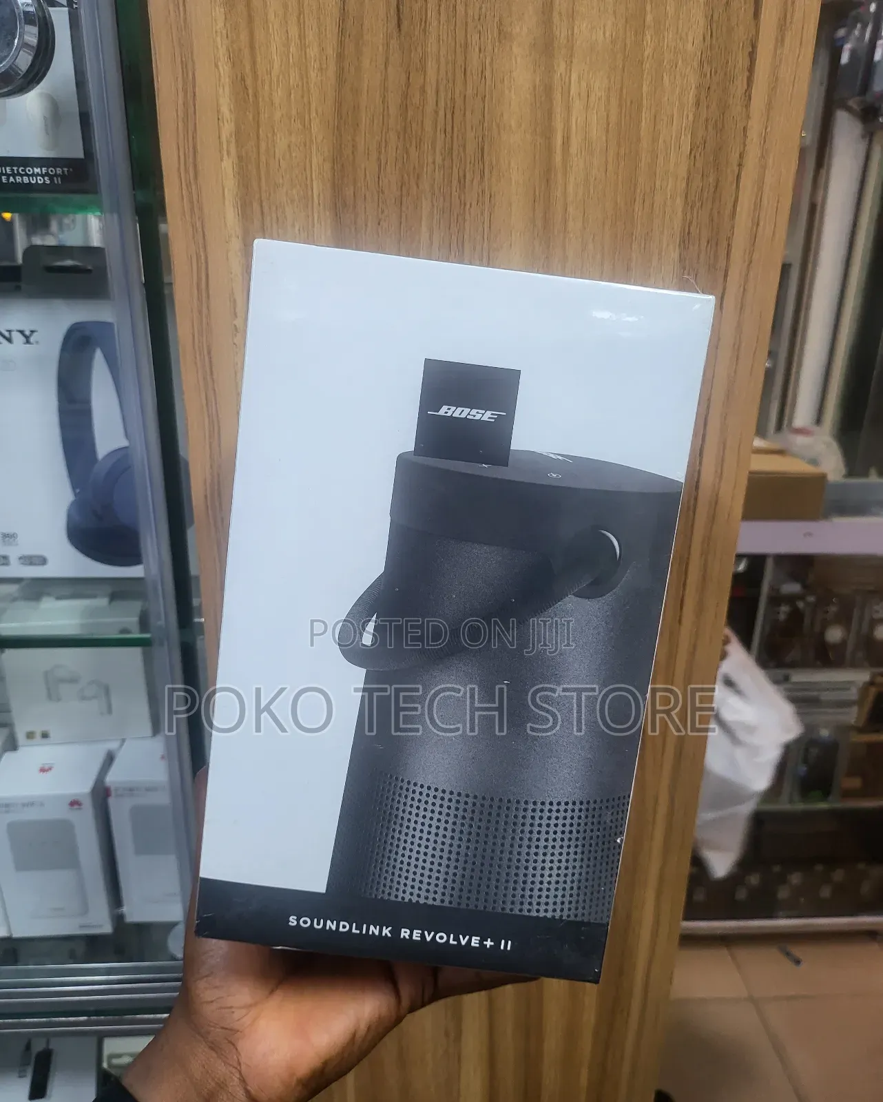 Bose Soundlink Revolve+ (Series Ii) Portable Bluetooth Speaker.